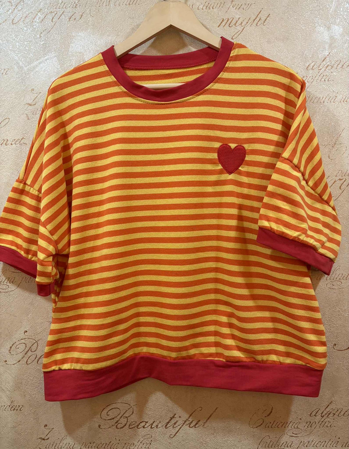 THE 'DISCO CHIC' VINTAGE SEVENTIES STYLE SHORT SLEEVE SWEATSHIRT WITH CUTE HEART MOTIF TWO COLOUR COMBO'S