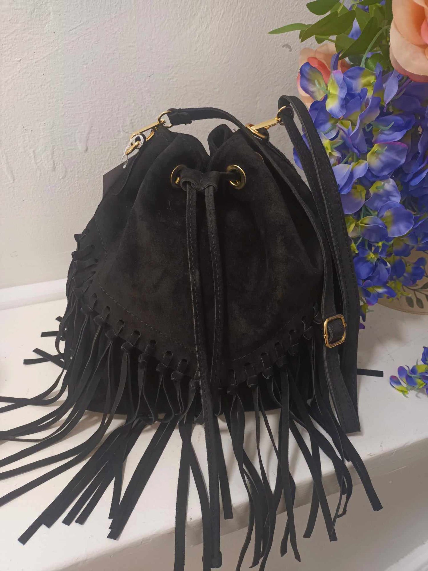 'HENDRIX' BEAUTIFUL AND BOHO 100% ITALIAN SUEDE LEATHER 70'S STYLE FRINGED BUCKET BAG BLACK