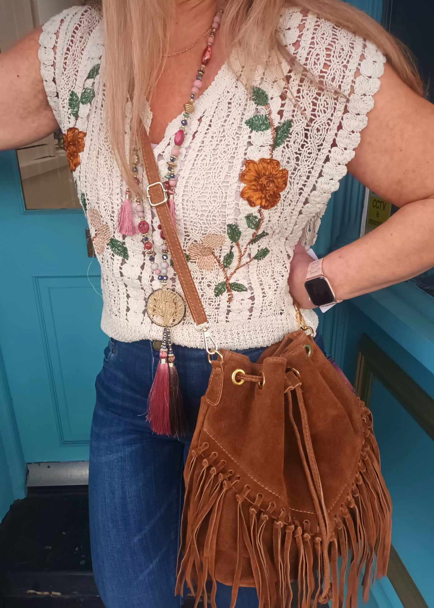 'HENDRIX' BEAUTIFUL AND BOHO 100% ITALIAN SUEDE LEATHER 70'S STYLE FRINGED BUCKET BAG TAN