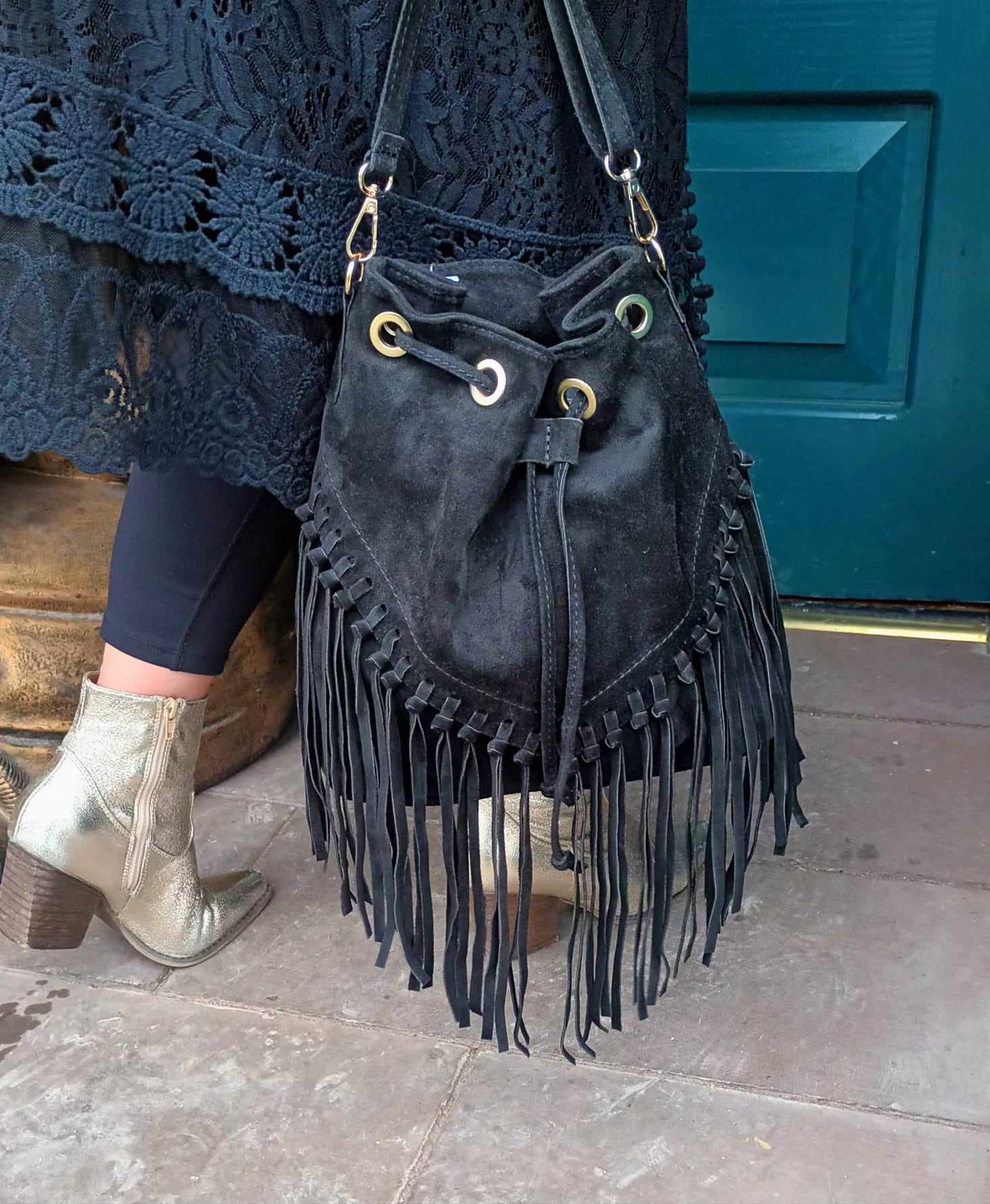 'HENDRIX' BEAUTIFUL AND BOHO 100% ITALIAN SUEDE LEATHER 70'S STYLE FRINGED BUCKET BAG BLACK