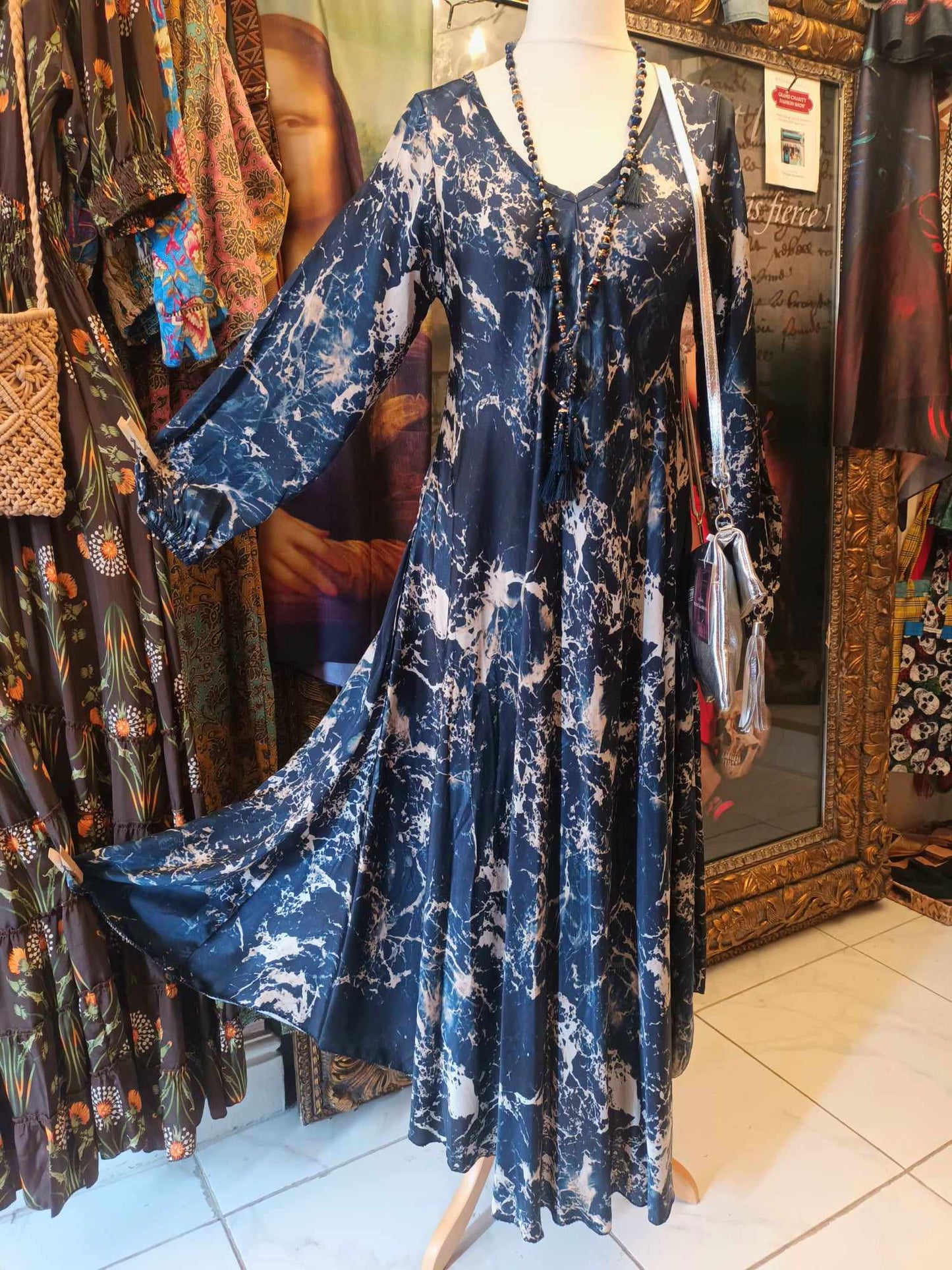 THE 'MARBLE SKIES' LUXE FEEL SUPER FLATTERING SILK BLEND DRESS WITH POCKETS IN MIDNIGHT OR KHAKI