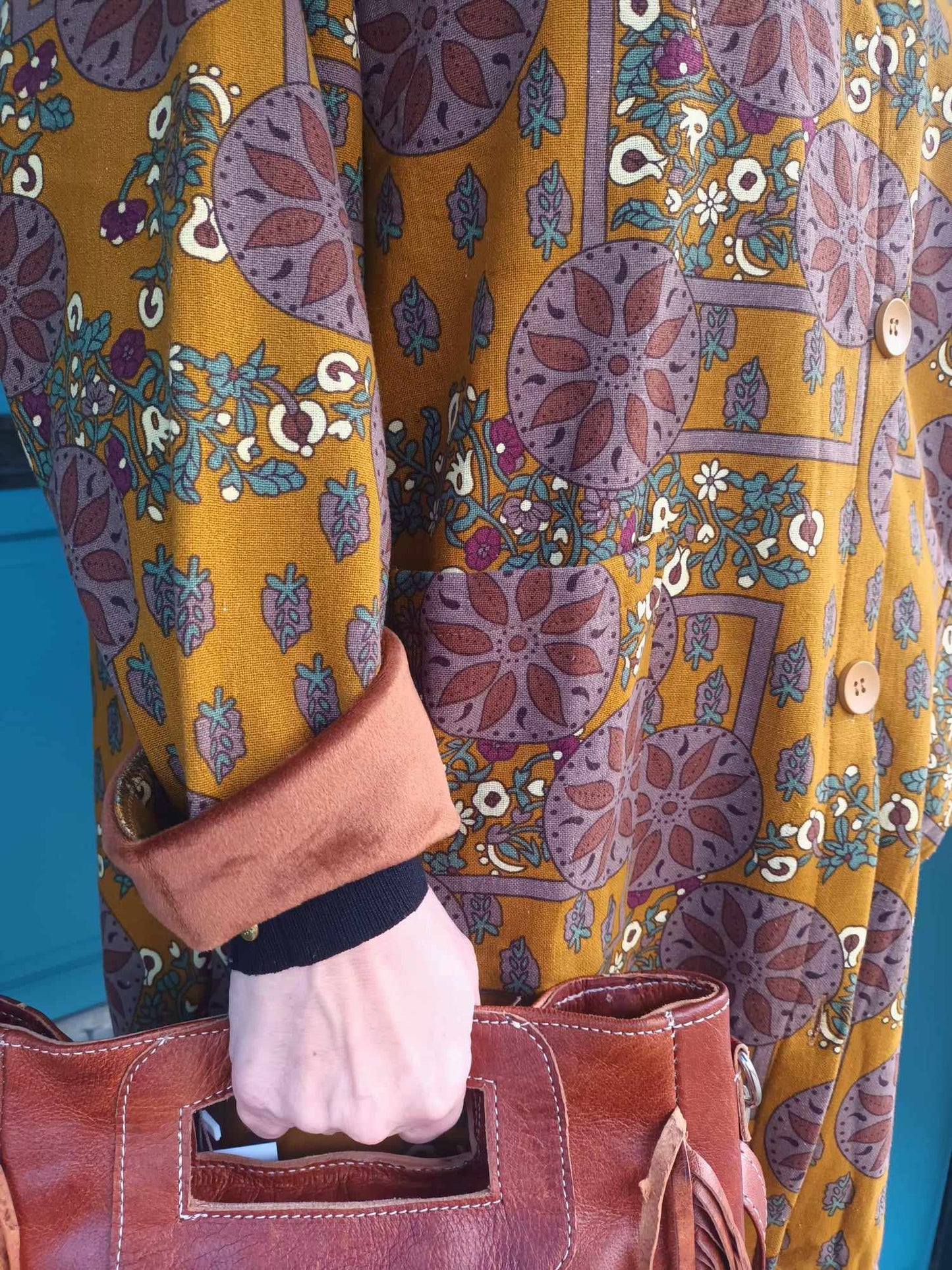 THE 'SPICE TRAIL' BEAUTIFUL VINTAGE STYLE PRINT HOODED COAT WITH A SUMPTUOUS VELOUR LINING