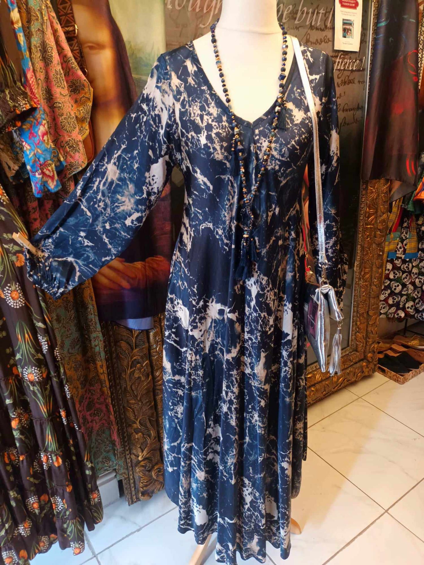 THE 'MARBLE SKIES' LUXE FEEL SUPER FLATTERING SILK BLEND DRESS WITH POCKETS IN MIDNIGHT OR KHAKI