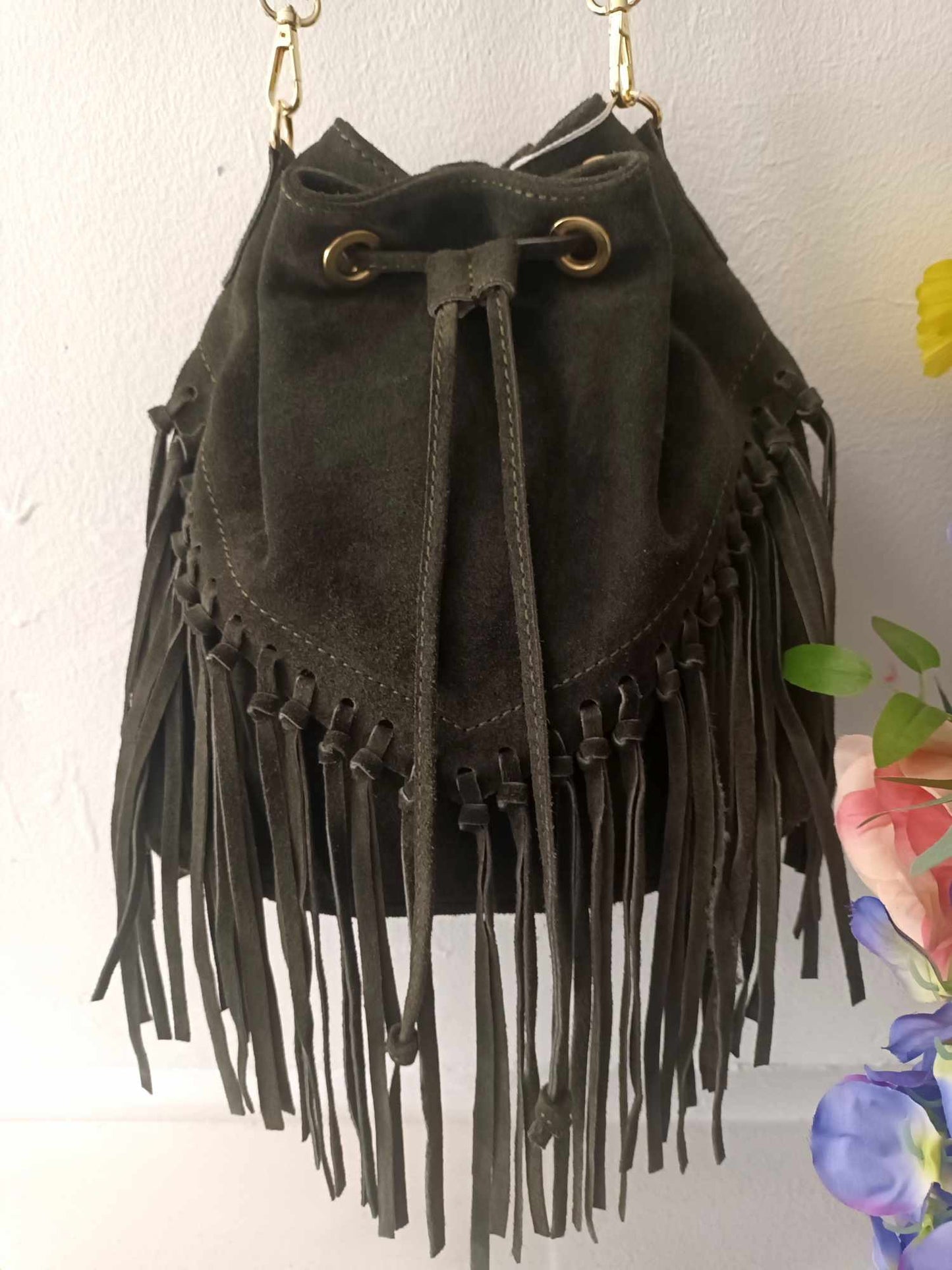 'HENDRIX' BEAUTIFUL AND BOHO 100% ITALIAN SUEDE LEATHER 70'S STYLE FRINGED BUCKET BAG OLIVE/KHAKI GREEN