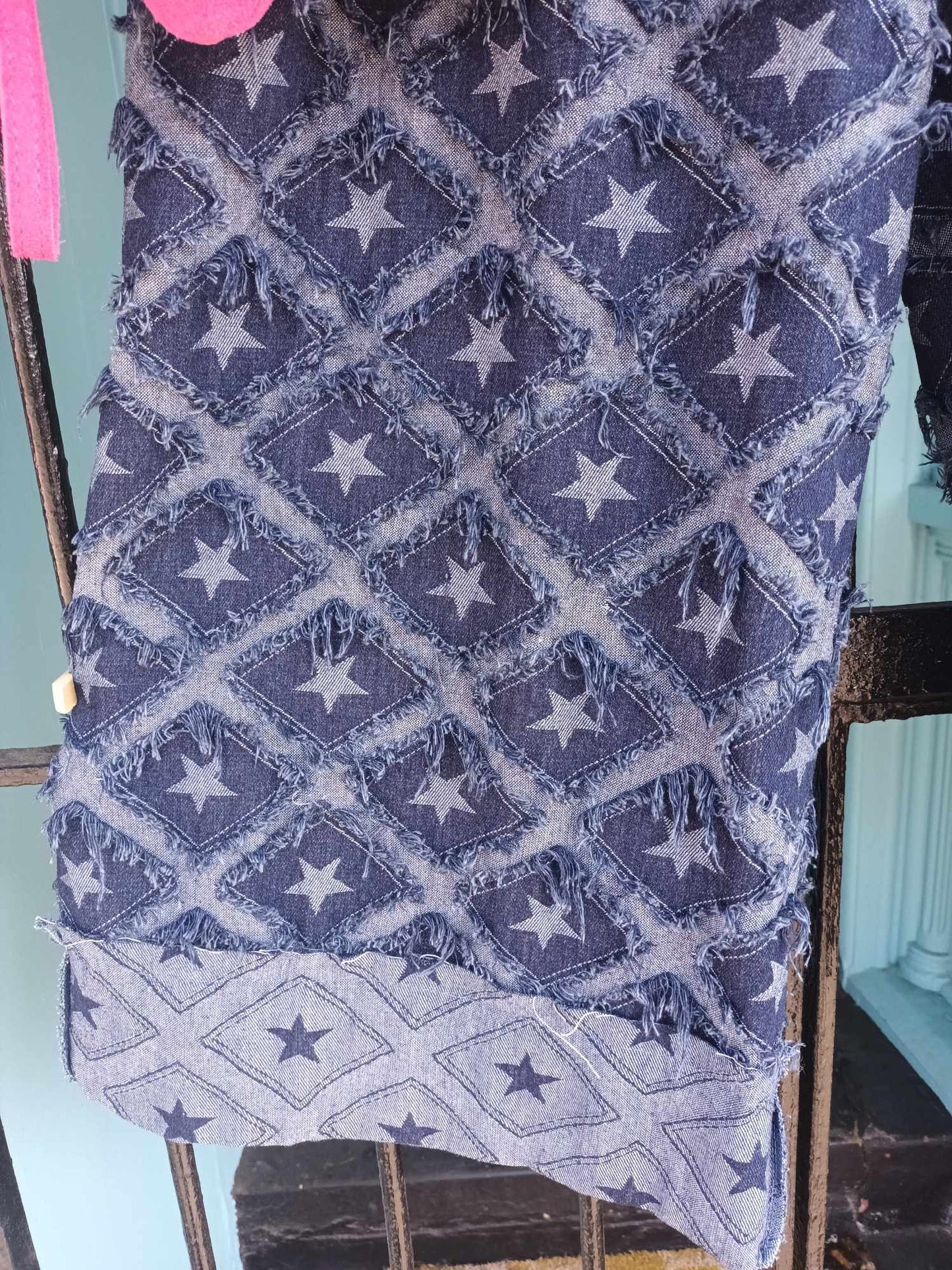 THE 'URBAN STAR' TEXTURED DENIM STAR DESIGN WIDE LEGGED JEANS WITH STRETCH WAIST