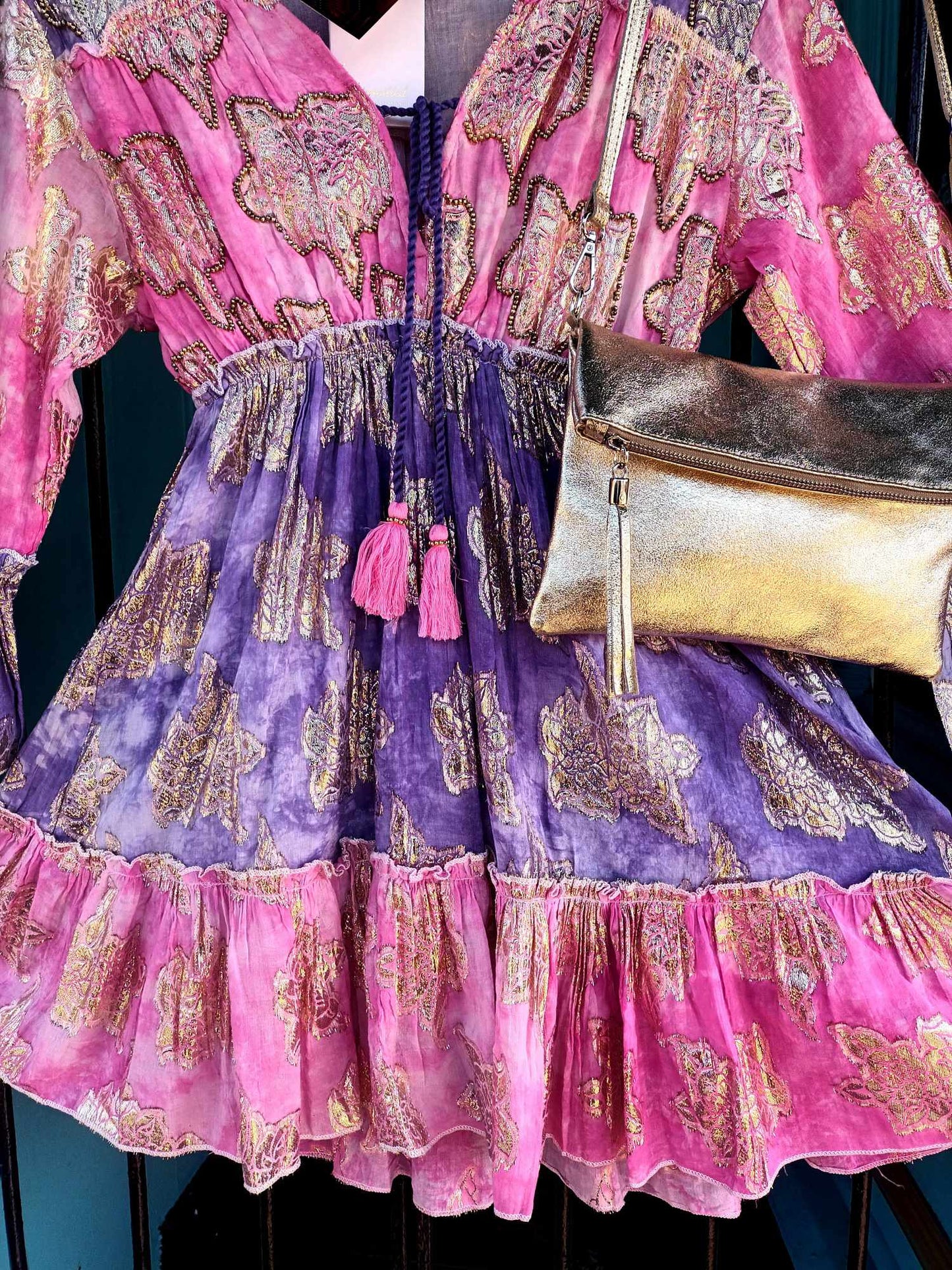 THE 'INDIE' BEAUTIFULLY BOHO LAVENDER/PINK FLIPPY GOLD EMBOSSED BEADED BELL SLEEVE DRESS/TOP