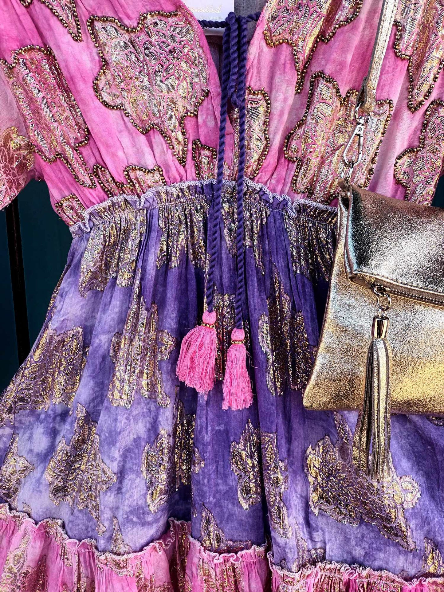 THE 'INDIE' BEAUTIFULLY BOHO LAVENDER/PINK FLIPPY GOLD EMBOSSED BEADED BELL SLEEVE DRESS/TOP