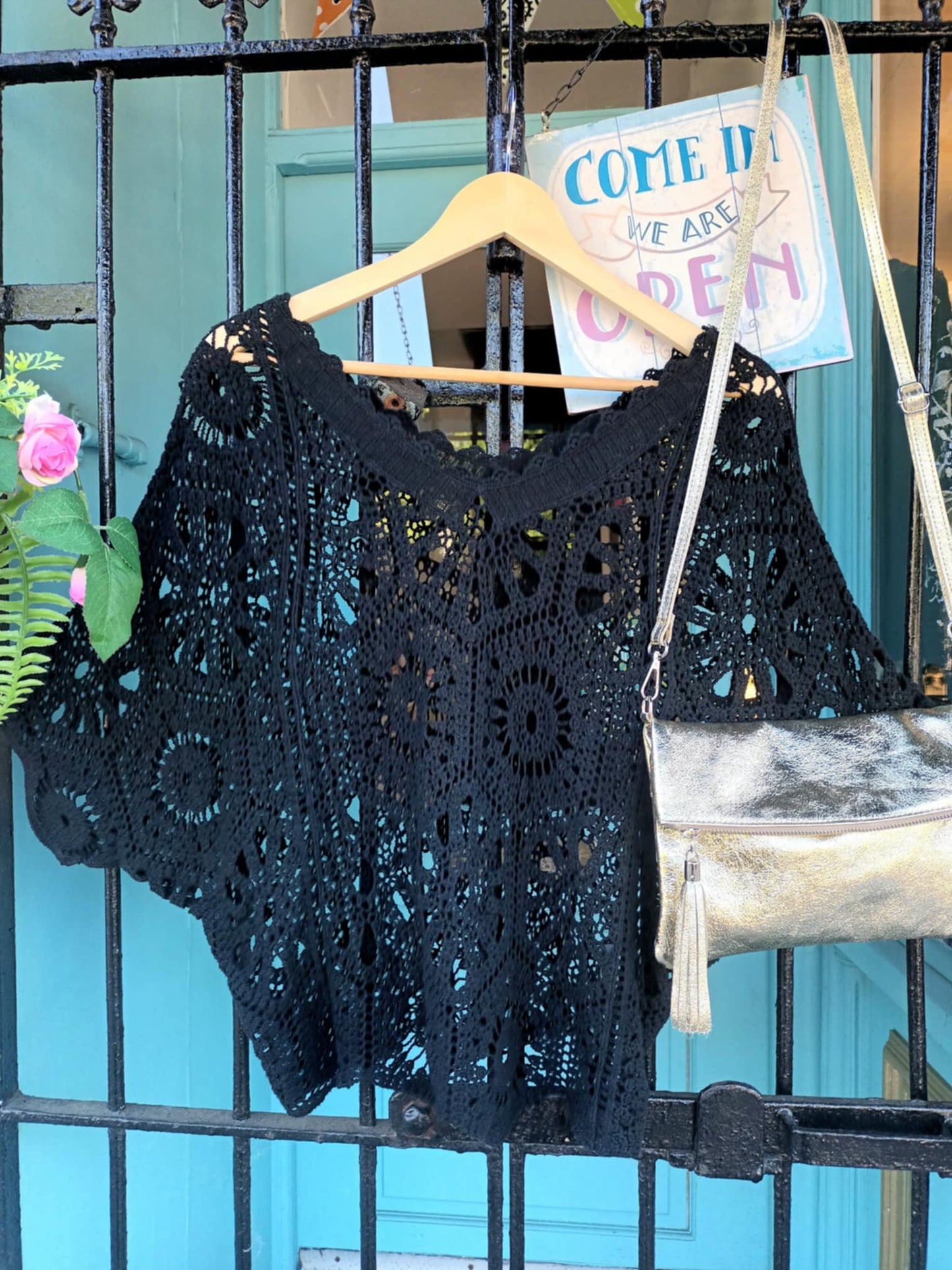 THE 'KIERA' STUNNING LIGHTWEIGHT CROCHET BATWING TOP IN 100% COTTON IN WHITE, BLACK OR CREAM