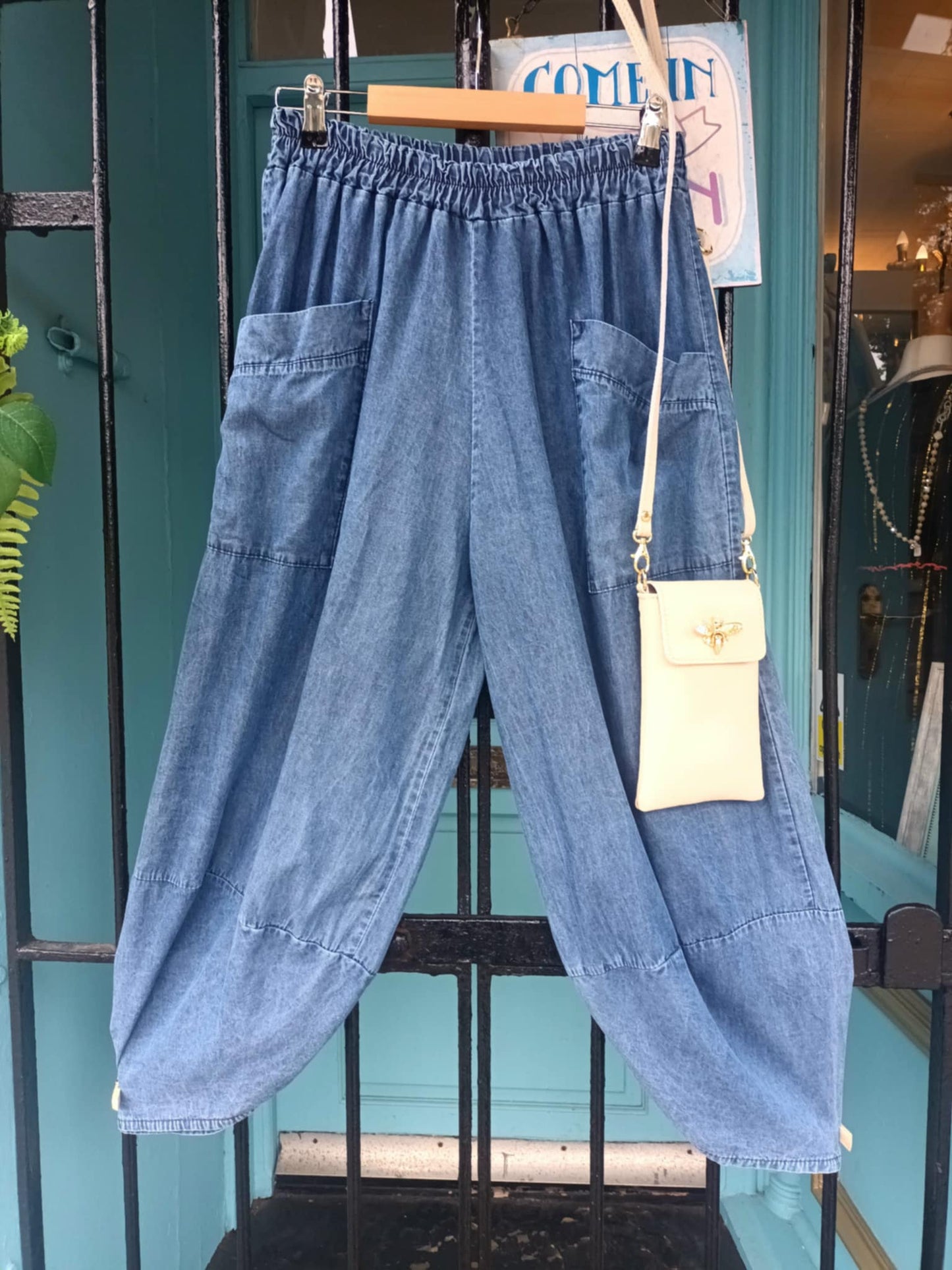 THE 'URBAN CHIC' LIGHTWEIGHT DENIM COCOON PANTS WITH OVERSIZED FRONT POCKETS