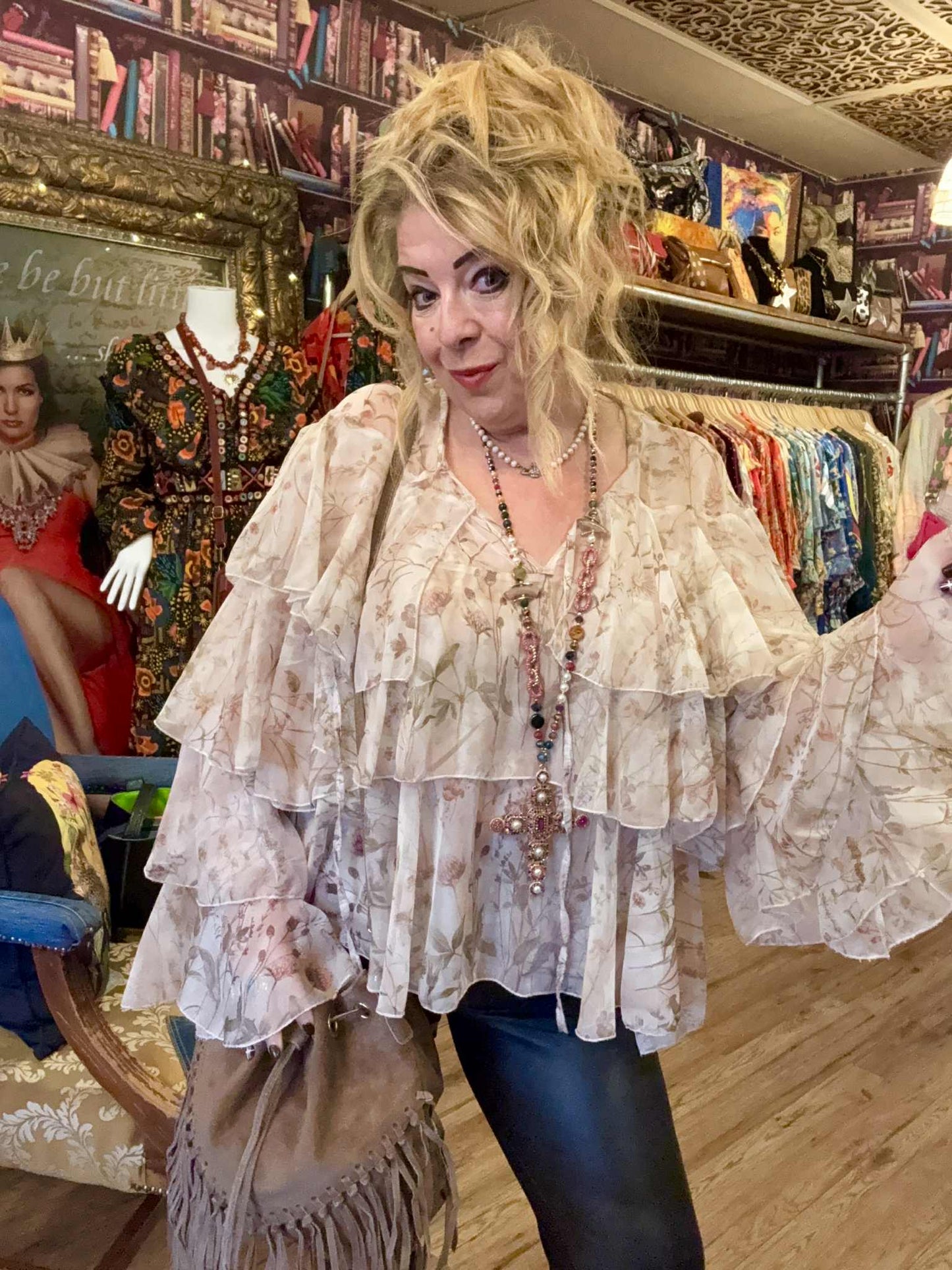 THE 'STEVIE' STUNNING 70'S STYLE DITSY FLORAL LAYERED CHIFFON TOP WITH ANGEL SLEEVES