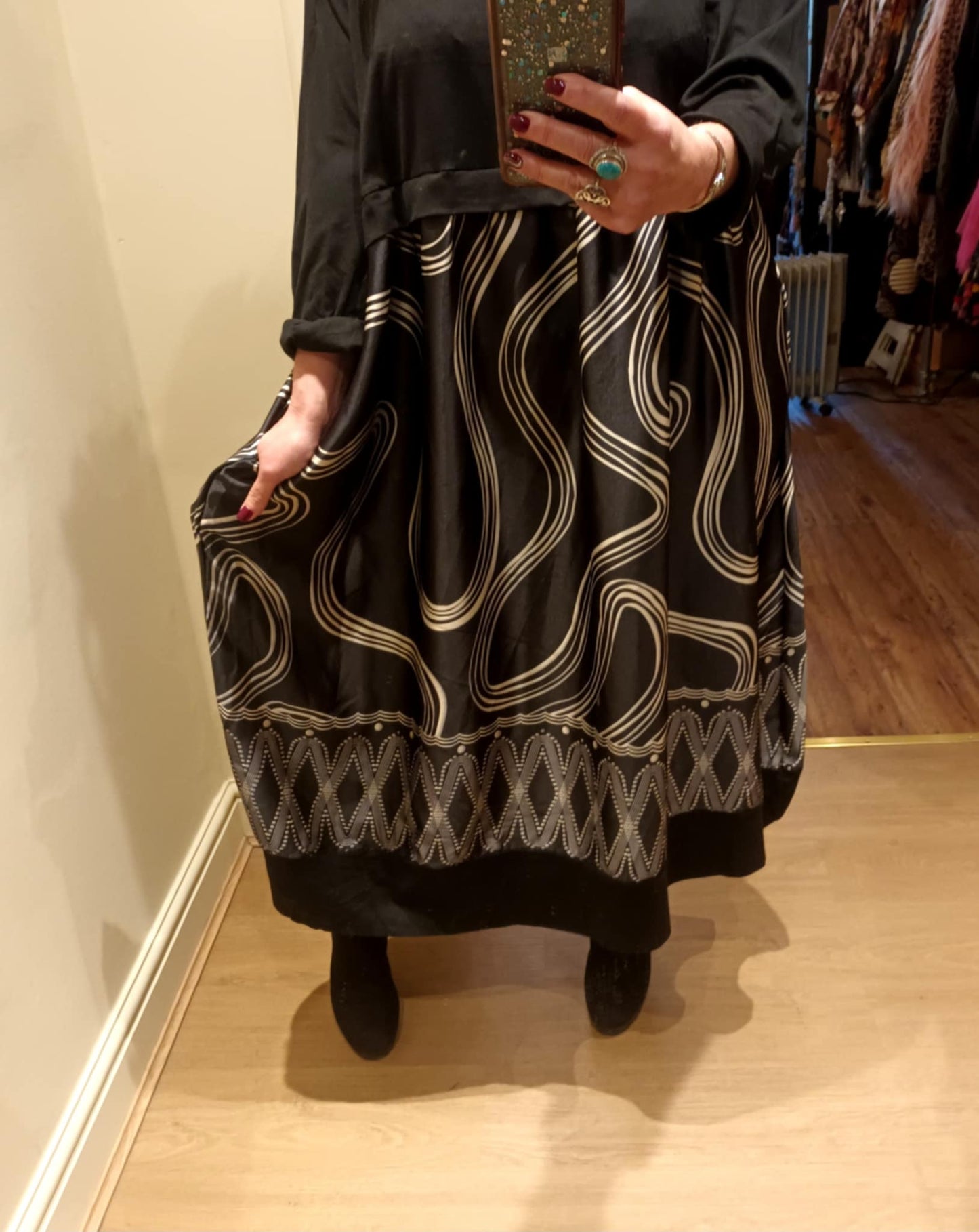 THE 'DECO' BEAUTIFULLY VERSATILE ART DECO PRINT COCOON DRESS WITH POCKETS