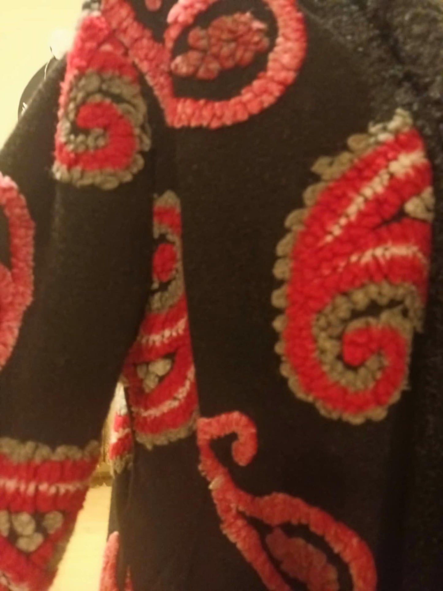 THE 'PERFECTLY PAISLEY' BEAUTIFUL EDGE TO EDGE BOUCLE COCOON COAT IN A STUNNING PAISLEY DESIGN