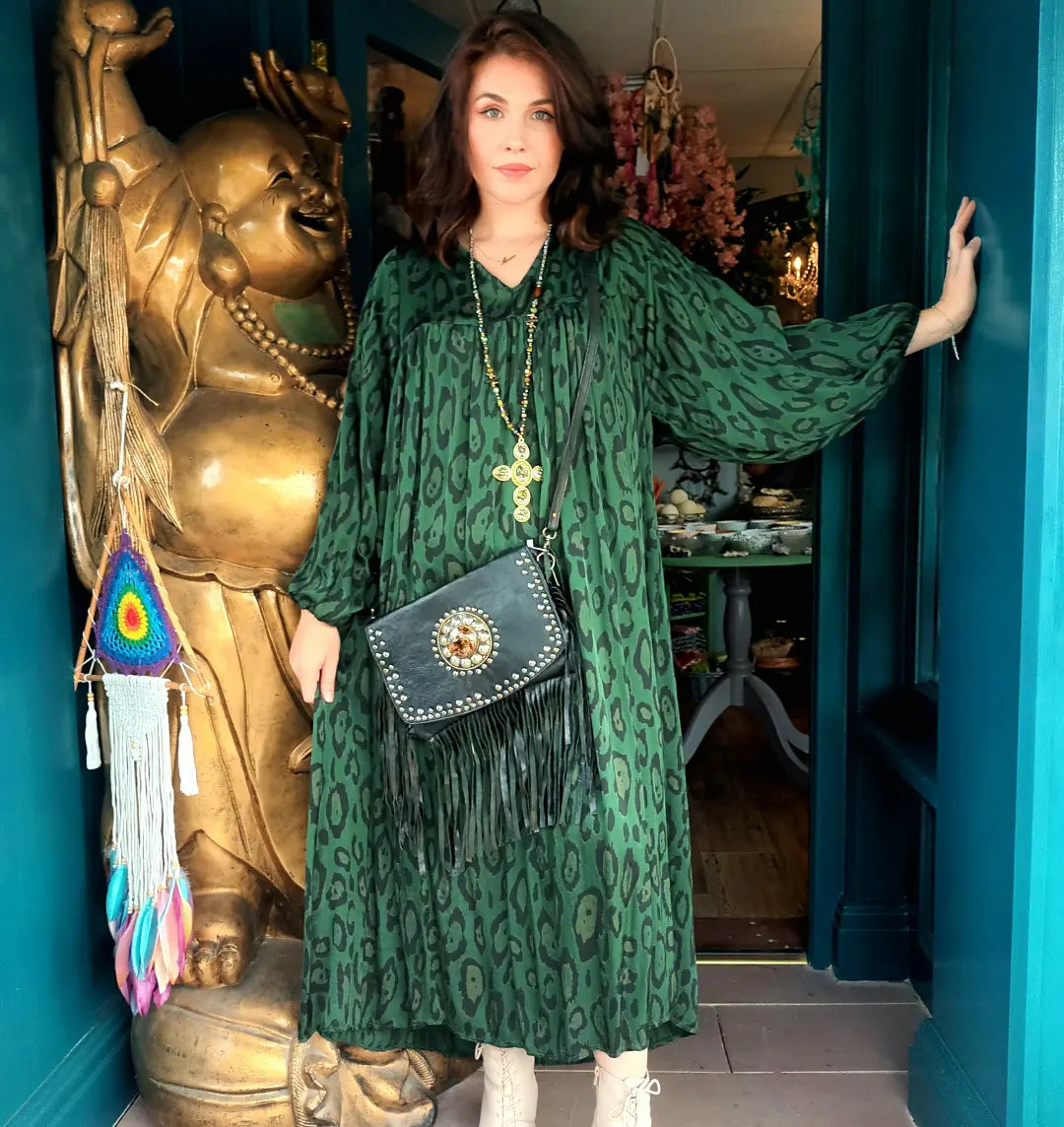 TALULLAH' BEAUTIFUL BOTTLE GREEN MUTED ANIMAL PRINT DRESS. OVERSIZED Want that Dress TALULLAH' BEAUTIFUL BOTTLE GREEN MUTED ANIMAL PRINT DRESS. OVERSIZED Want that Dress