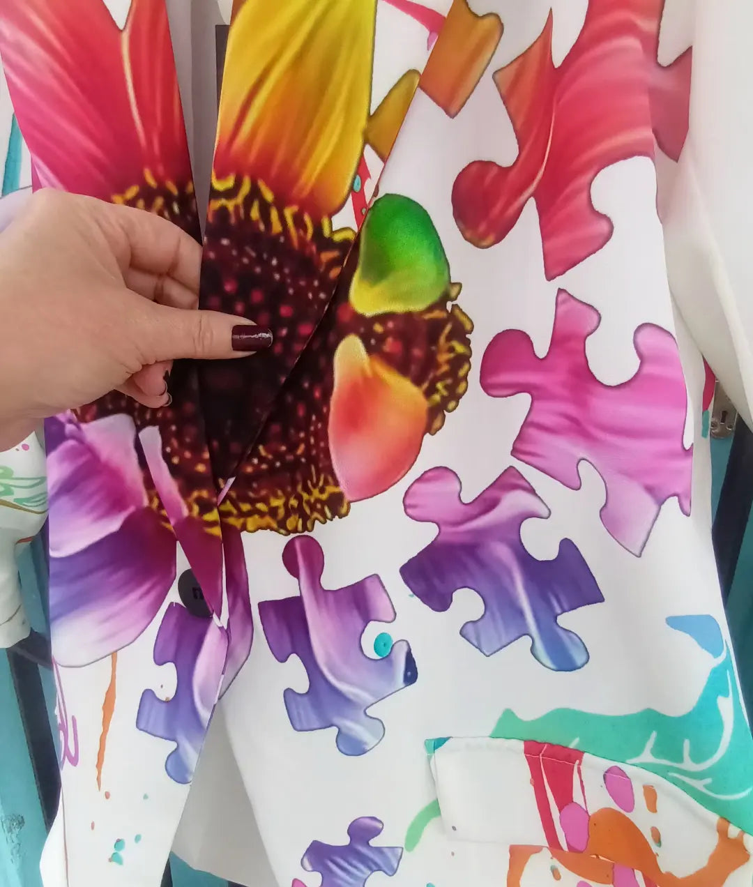 'RAINBOW FLOWER' BRIGHT AND BEAUTIFUL SCRIPT AND FLORAL PRINT STATEMENT BLAZER