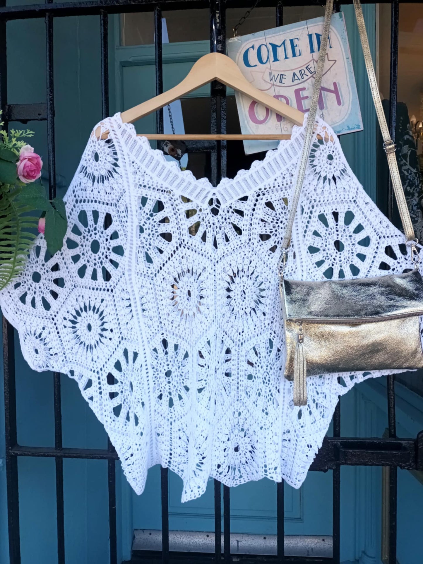 THE 'KIERA' STUNNING LIGHTWEIGHT CROCHET BATWING TOP IN 100% COTTON IN WHITE, BLACK OR CREAM