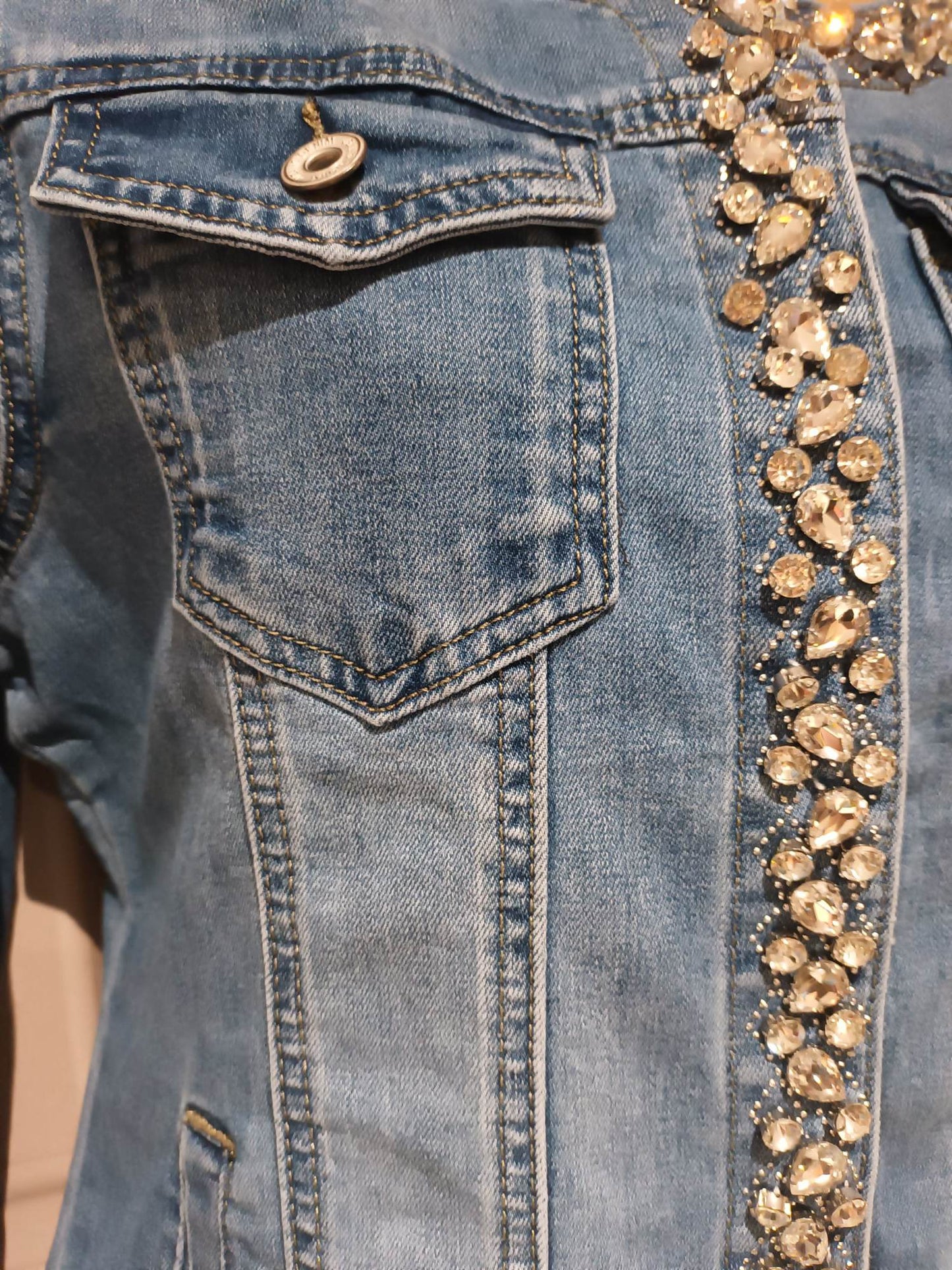 'KRYSTIE' BEAUTIFUL & BOHO STRETCH FADED DENIM JACKET WITH STUNNING DIAMANTE DETAIL