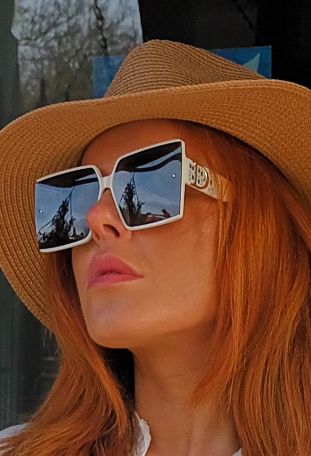 'ST TROPEZ' DESIGNER INSPIRED SUNGLASSES WITH ORNATE 'D' DETAIL IVORY