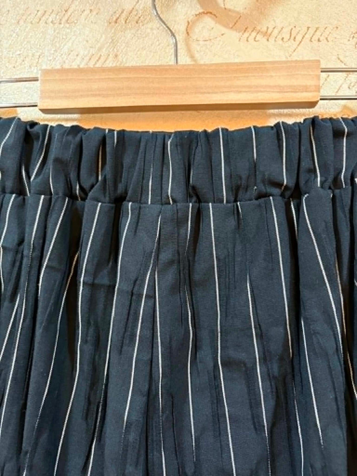 THE 'CITY GIRL' EXQUISITE QUALITY PINSTRIPE WIDE LEG TROUSERS WITH POCKETS