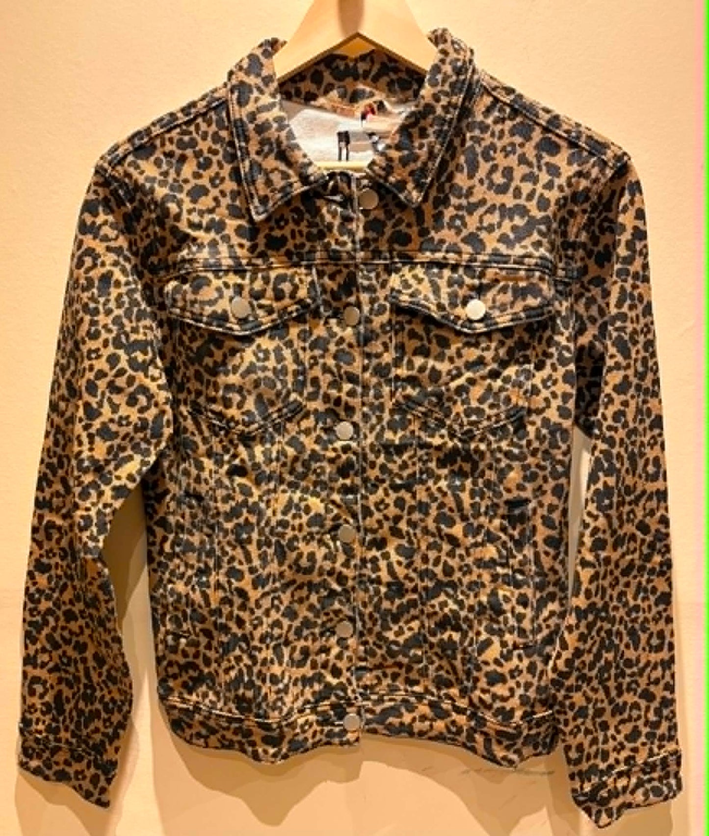 THE 'LUNA' SUPER SOFT LEOPARD PRINT STRETCH DENIM JACKET FLATTERING FEMALE FIT