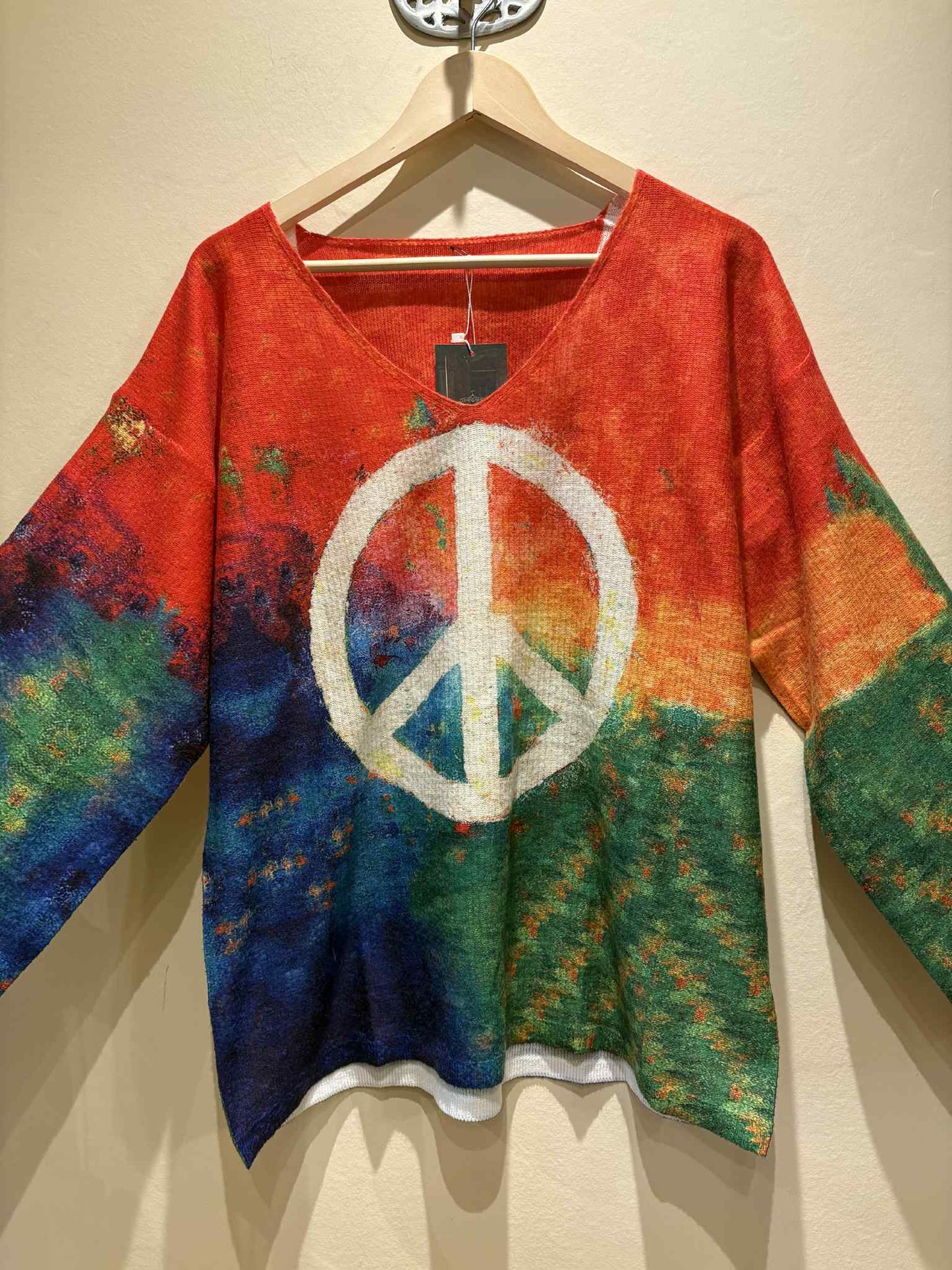 THE 'RAINBOW PEACE' BEAUTIFUL LIGHTWEIGHT STATEMENT KNIT