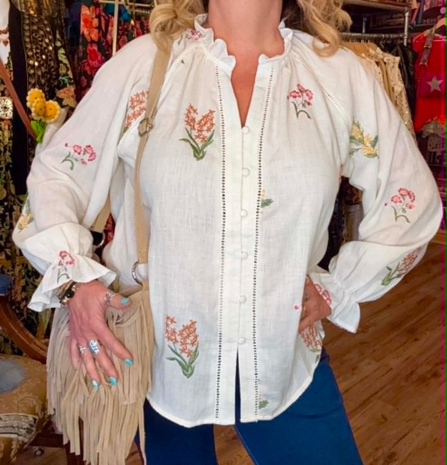 THE 'HERITAGE' BEAUTIFUL LINEN BLEND DELICATELY EMBROIDERED BLOUSE WITH LACE DETAIL