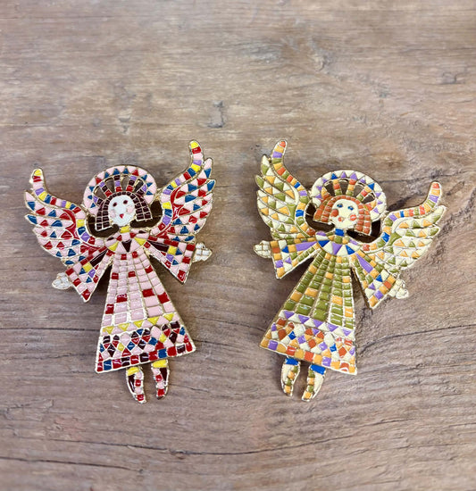 THE 'MEXICAN ANGEL' PRETTY MOSAIC EFFECT ENAMEL BROOCH