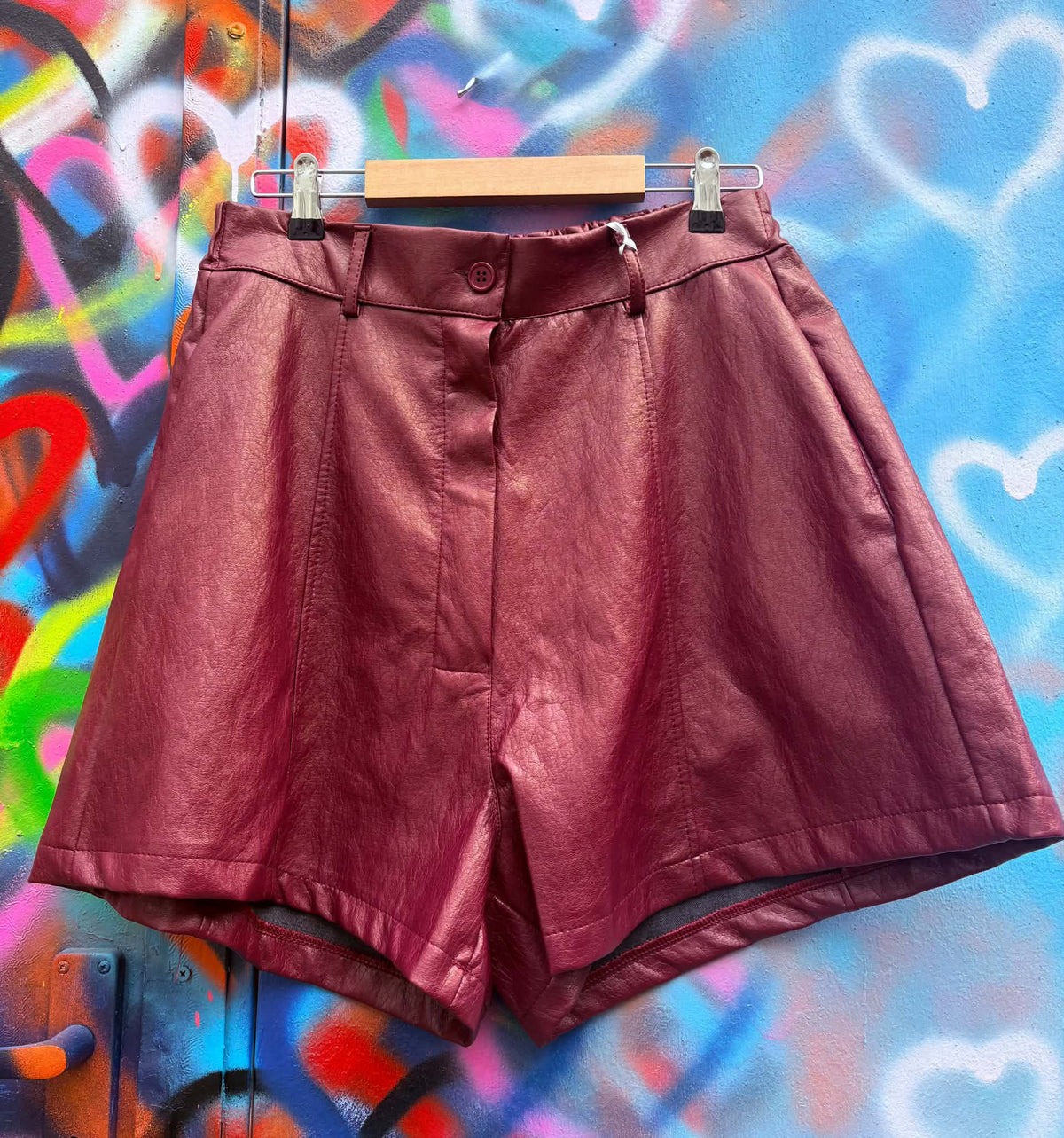 THE 'CLAUDIA' FABULOUSLY FLATTERING GENTLY TAILORED FAUX LEATHER SHORTS IN BLACK, TAN OR BURGUNDY