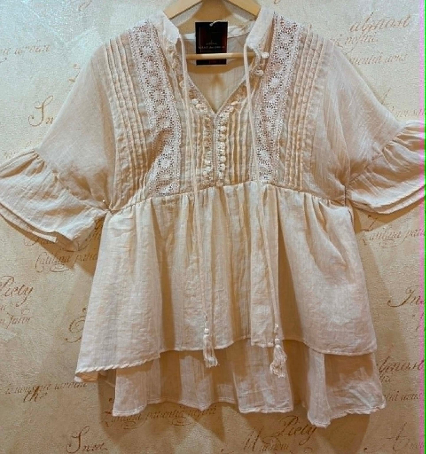 THE 'MARTHA' BEAUTIFUL VINTAGE 70'S FOLK STYLE PINTUCK AND LACE TASSEL DETAIL SMOCK TOP