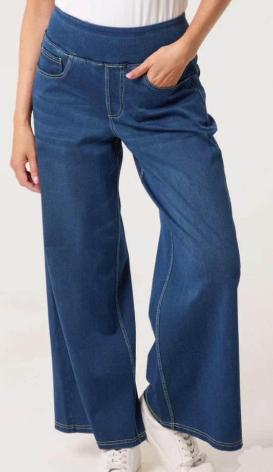 THE 'HALLE' ULTRA FLATTERING SUPER STRETCH WIDE LEG FIGURE FIXING JEANS FOUR SIZES AVAILABLE