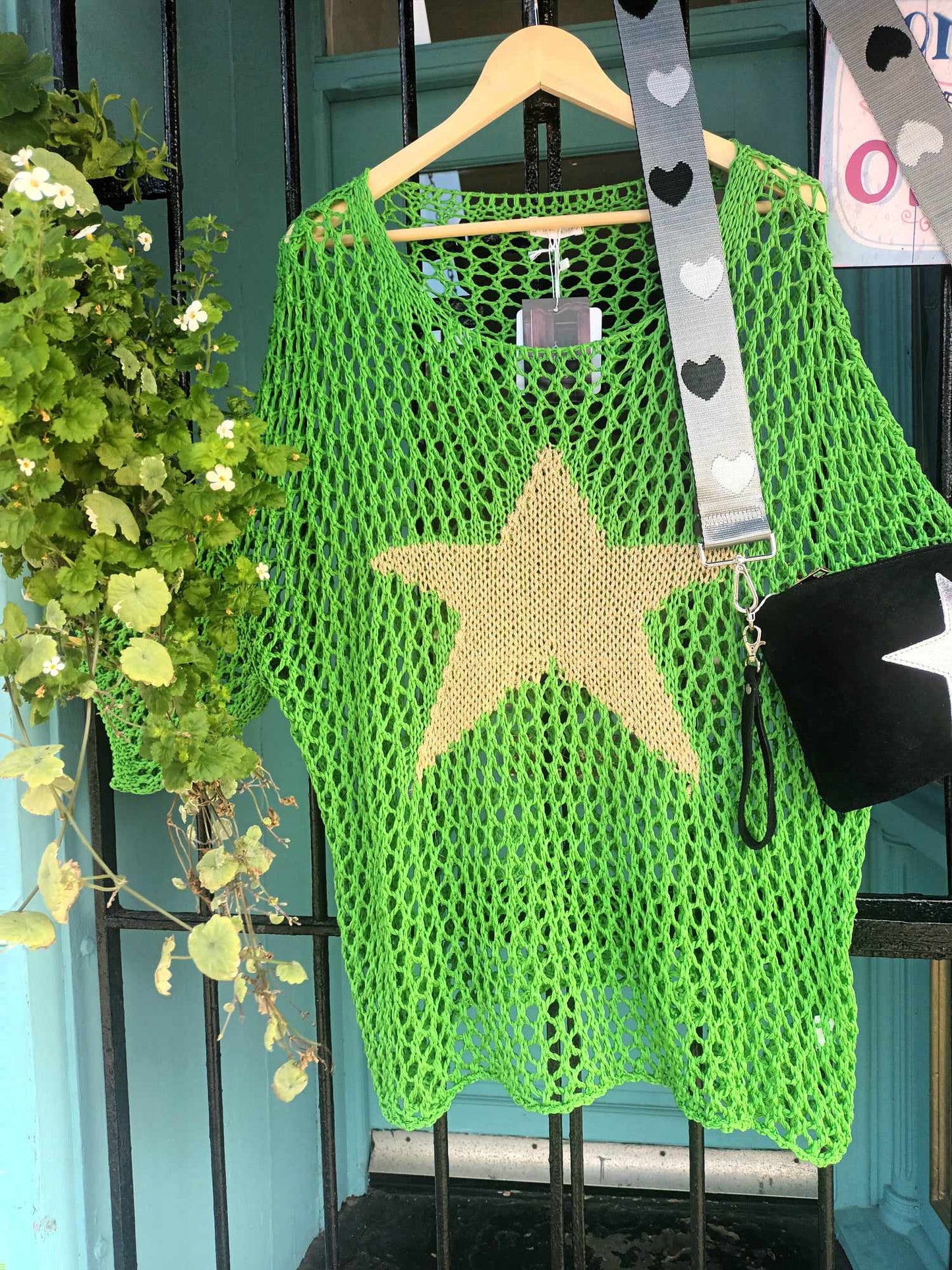 'STARMAN' OVERSIZED CROCHET KNIT JUMPER WITH STAR MOTIF APPLE GREEN