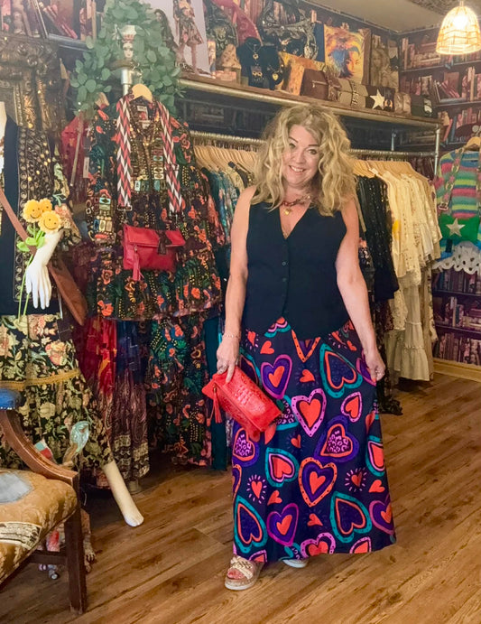 THE 'HEARTBREAKER' STUNNING RETRO HEART PRINT LIGHTWEIGHT MAXI SKIRT WITH ELASTICATED WAIST