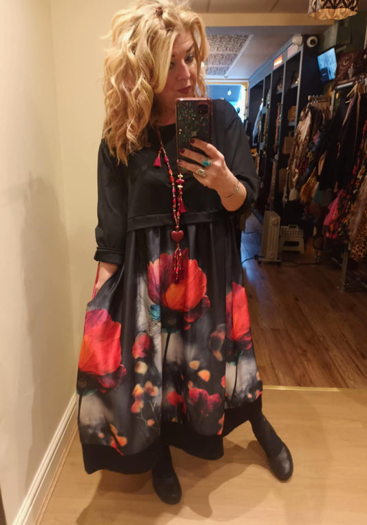 THE 'POPPY' VIBRANT COCCON STYLE SCOOP NECK DRESS WITH PRETTY POCKETS
