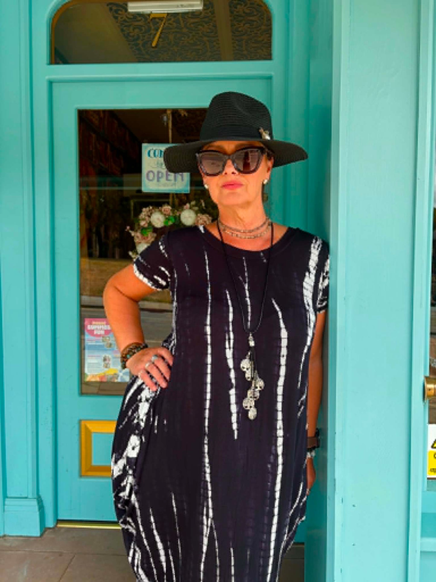 THE 'URBAN TRAVELS' FABULOUSLY FLATTERING MONOCHROME TIE DYE PARACHUTE HEM DRESS