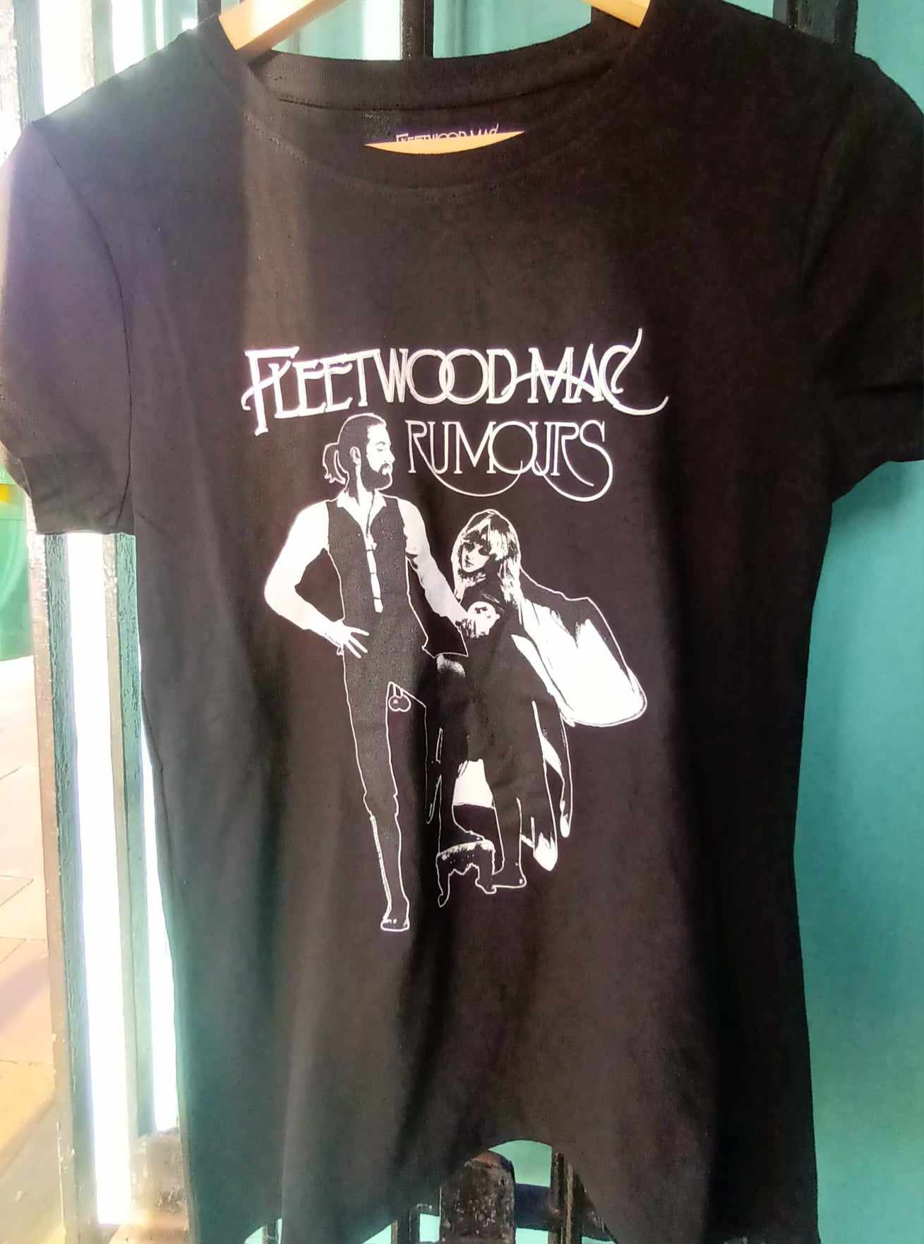 'ROCK STAR RANGE' FEMALE FIT AUTHENTIC ROCK T SHIRT 'FLEETWOOD MAC'