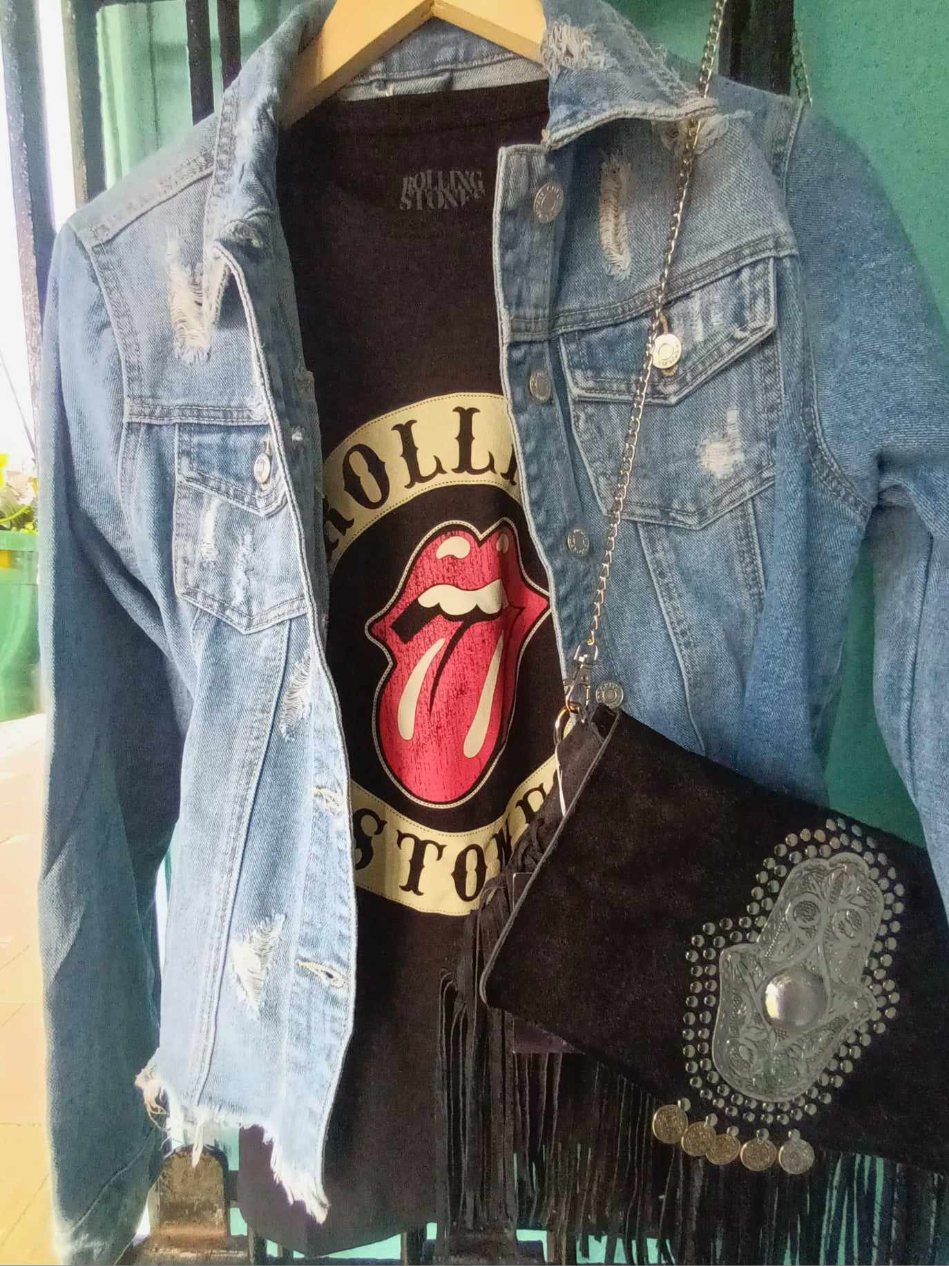 'ROCK STAR RANGE' FEMALE FIT AUTHENTIC ROCK T SHIRT 'ROLLING STONES APPLIQUE'