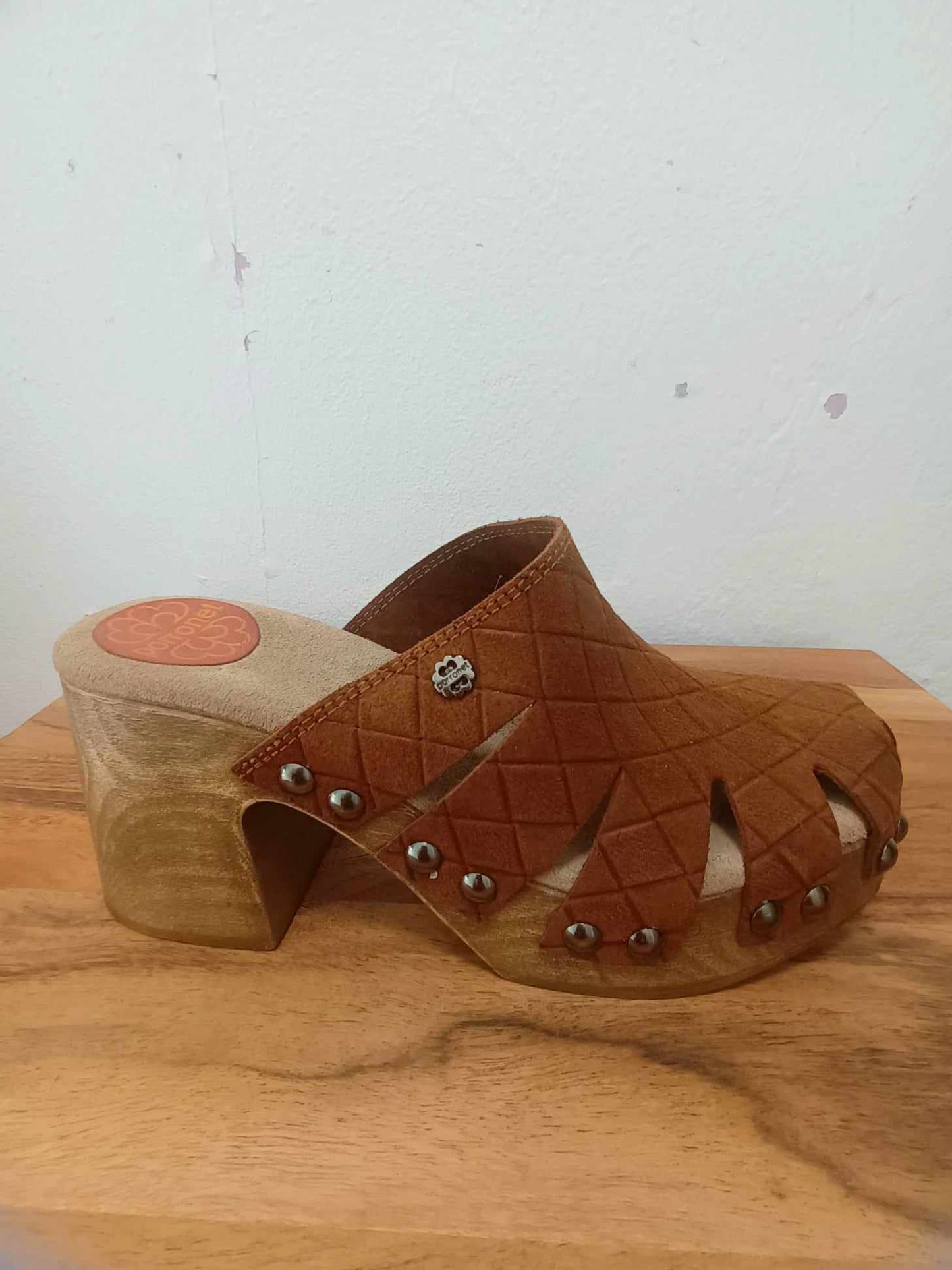 THE 'CATALINA' BEAUTIFUL HANDMADE LEATHER CLOG STYLE MULES FROM OUR 'MADE IN SPAIN' COLLECTION