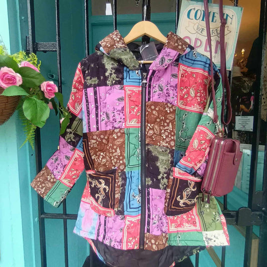 THE 'PANDORA PATCH' BRIGHT AND BEAUTIFUL PATCHWORK PRINT QUILTED HOODED JACKET