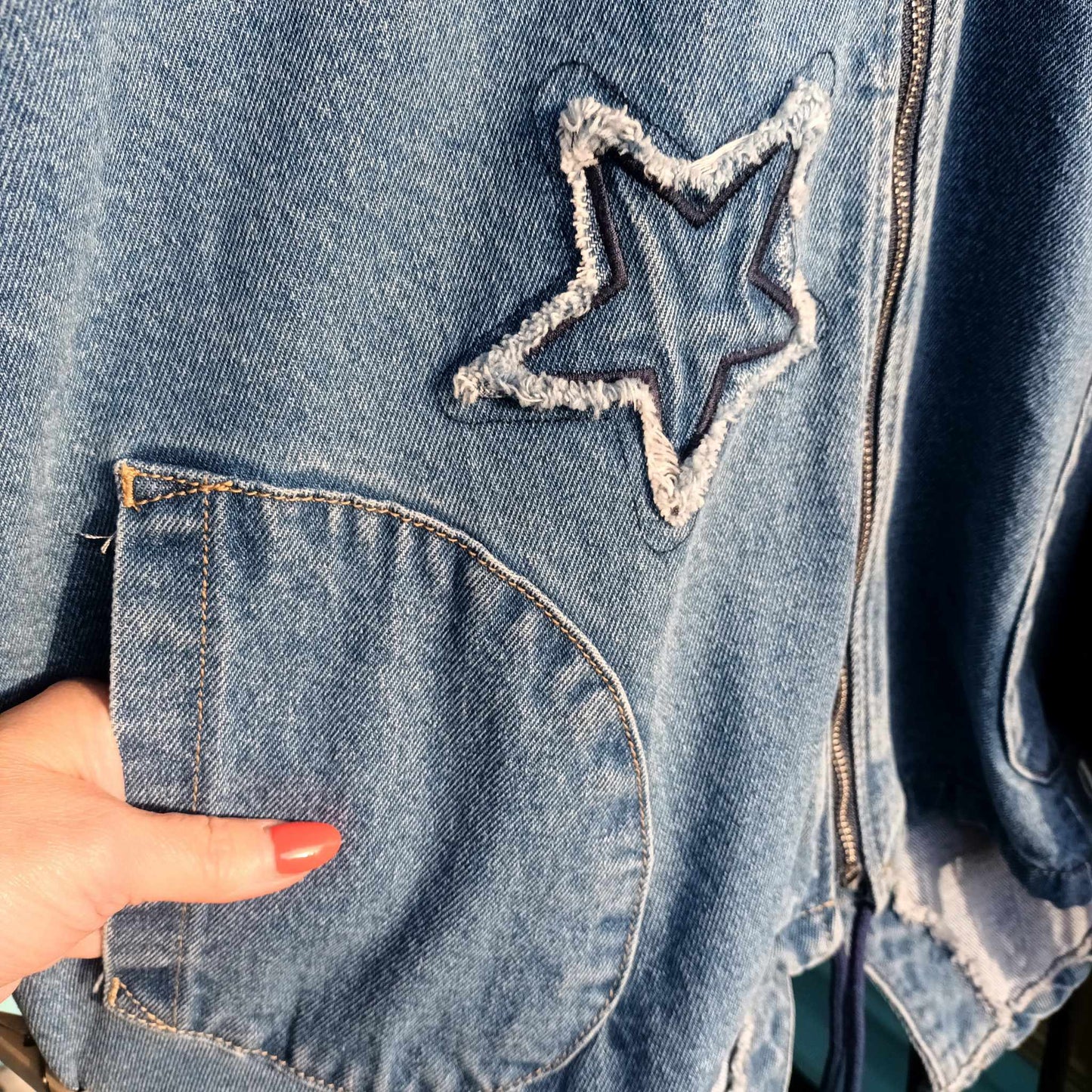 THE 'STARGAZER' APPLIQUE STARS FISHTAIL HEM DENIM JACKET WITH FEATURE POCKETS