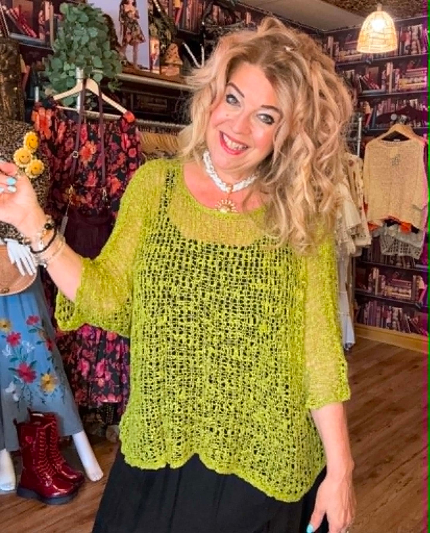 THE 'PIPPA' POPCORN CROCHET LIGHTWEIGHT SUMMER TOP ASSORTED COLOURS