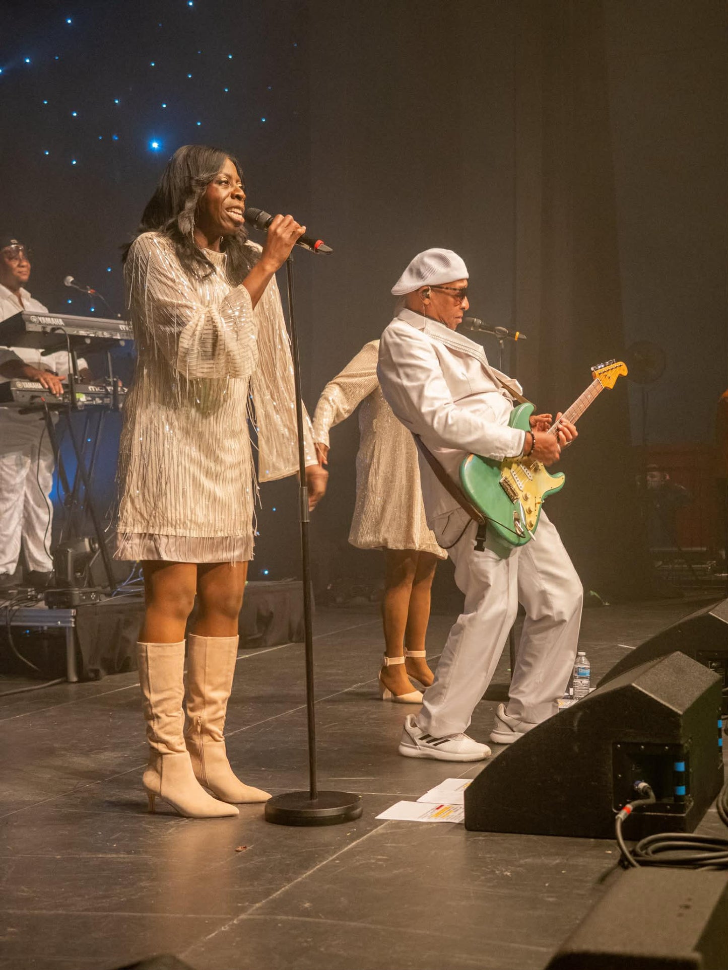 WANT THAT DRESS GRAND CHARITY FASHION SHOW TICKETS 21ST MAY SUPPORTING BREAST MATES CANCER SUPPORT