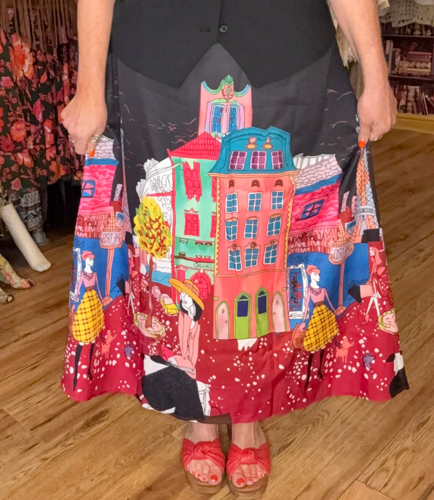 THE 'PARIS CHIC' QUIRKY PARISIAN SCENES SKIRT IN MULTI COLOURS