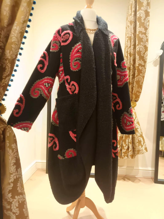THE 'PERFECTLY PAISLEY' BEAUTIFUL EDGE TO EDGE BOUCLE COCOON COAT IN A STUNNING PAISLEY DESIGN