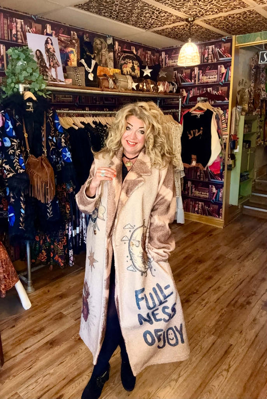 THE CELESTIAL VIBES STUNNING SUN, MOON AND MYSTIC PRINT BUTTON FRONT BORG COAT