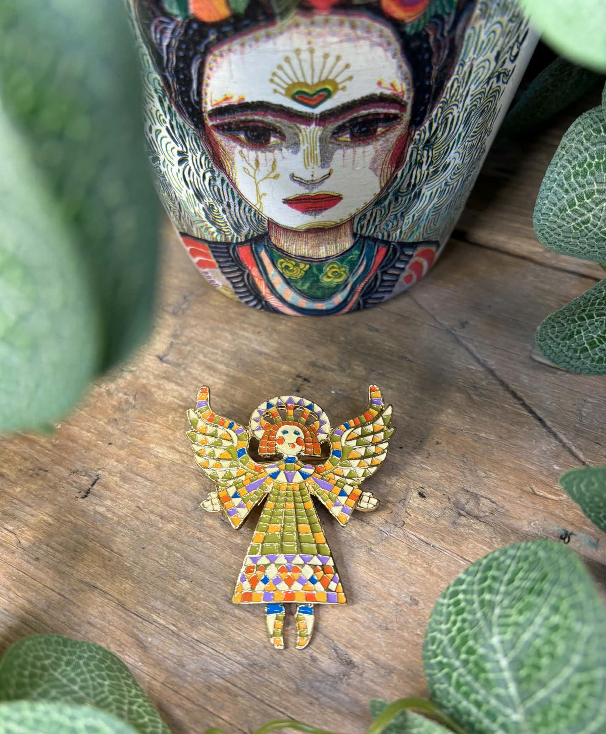 THE 'MEXICAN ANGEL' PRETTY MOSAIC EFFECT ENAMEL BROOCH