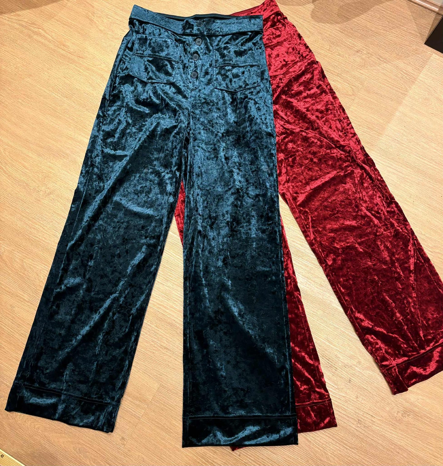 THE 'RITA ROCK CHICK' FABULOUS CRUSHED VELVET FIGURE SCULPTING FLARED BOOT CUT STRETCH TROUSERS BOTTLE GREEN OR CHERRY