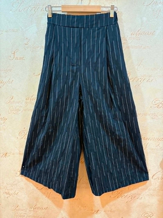 THE 'CITY GIRL' EXQUISITE QUALITY PINSTRIPE WIDE LEG TROUSERS WITH POCKETS