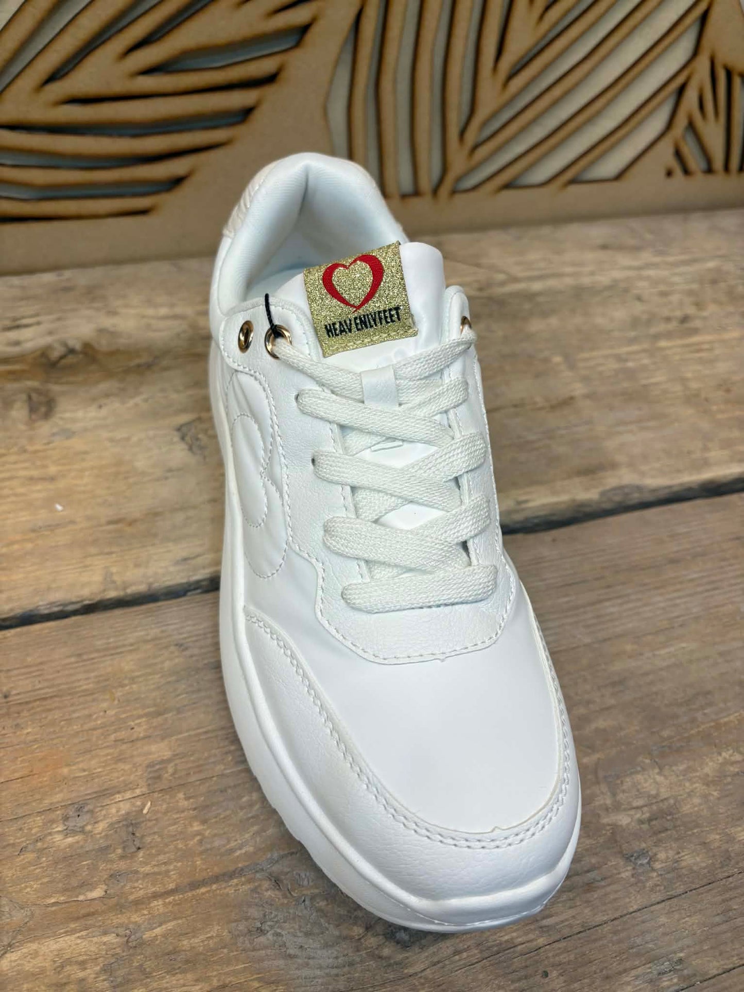 THE 'KARMA' ULTRA LIGHTWEIGHT SUPER COMFORT CLASSIC PLATFORM TRAINER WITH CUTE STITCH HEART DETAIL