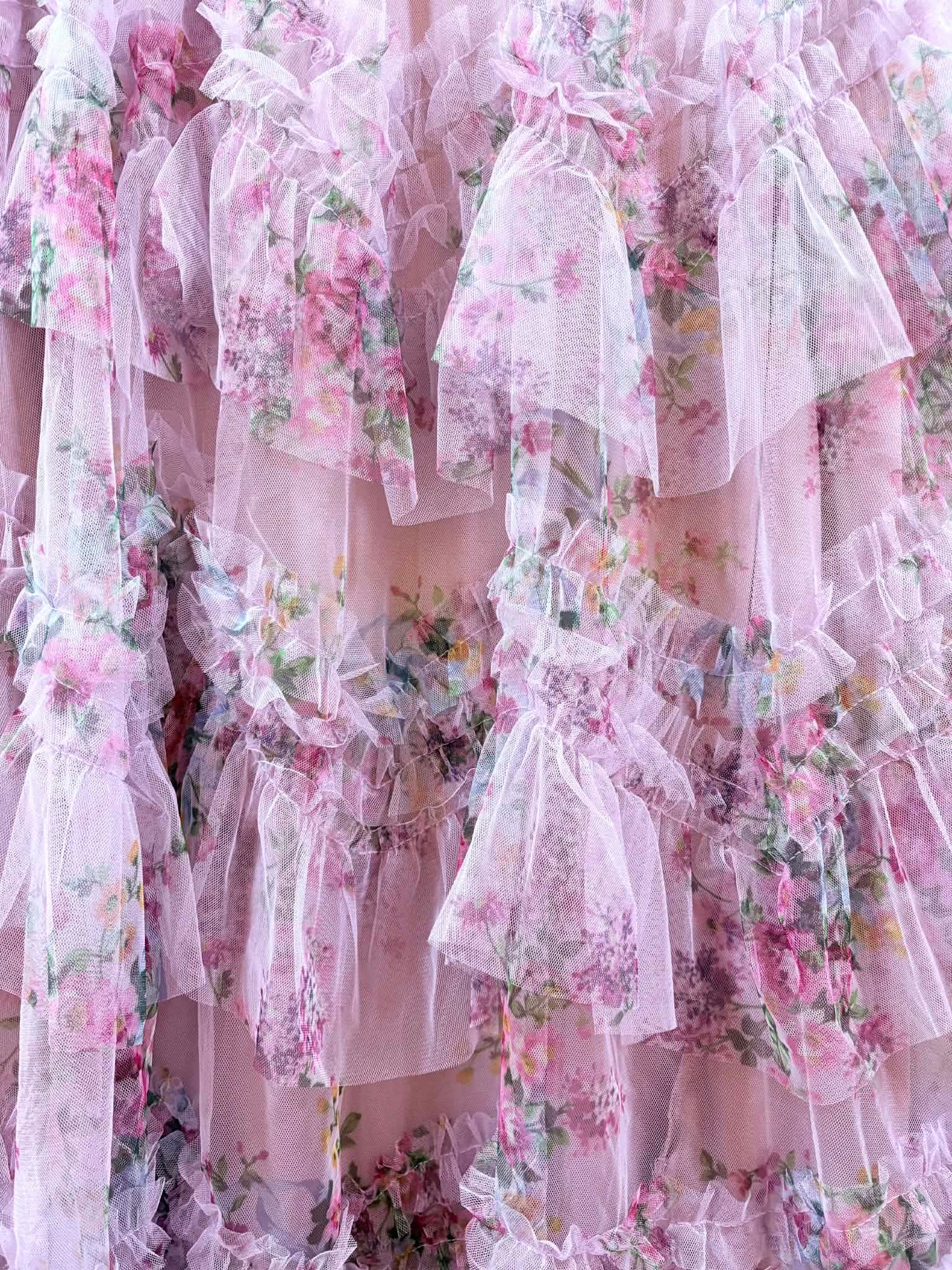 THE 'GYPSY ROSEBUD' STUNNING FLORAL RUFFLE DETAIL FLIPPY TULLE SKIRT IN SUGAR PINK