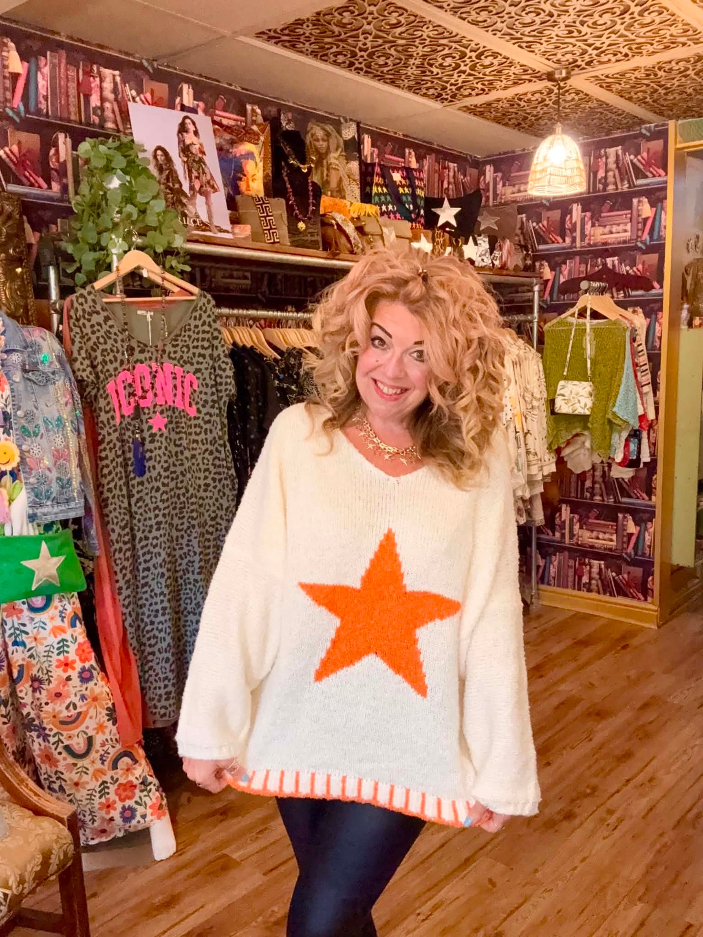 THE 'SUPERSTAR' FABULOUSLY SOFT STAR DETAIL OVERSIZED SNUGGLE JUMPER IN CREAM AND ORANGE