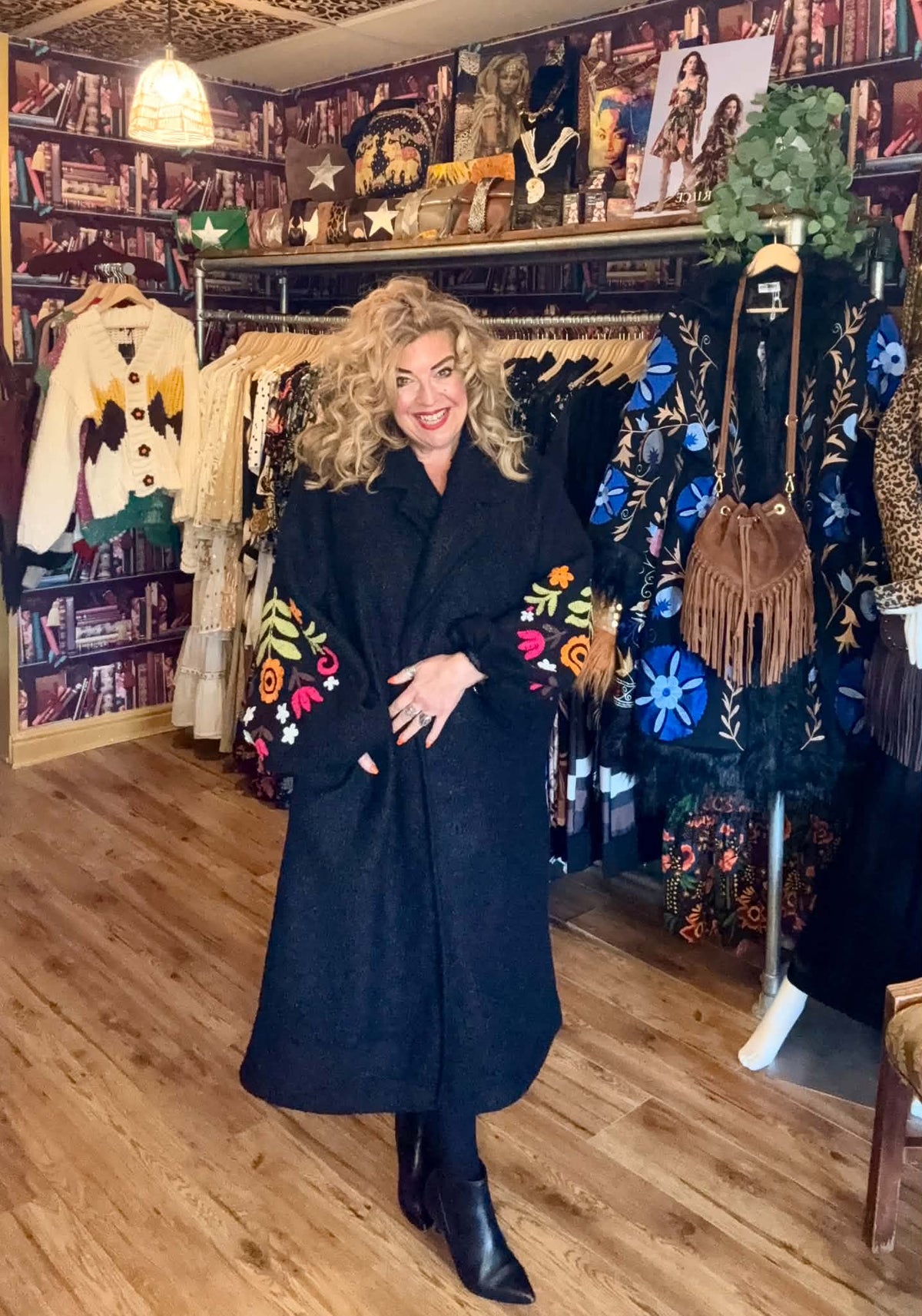 THE 'RENEE' STUNNING TEDDY BEAR BORG FULLY LINED COAT WITH STUNNING EMBROIDERED SLEEVES